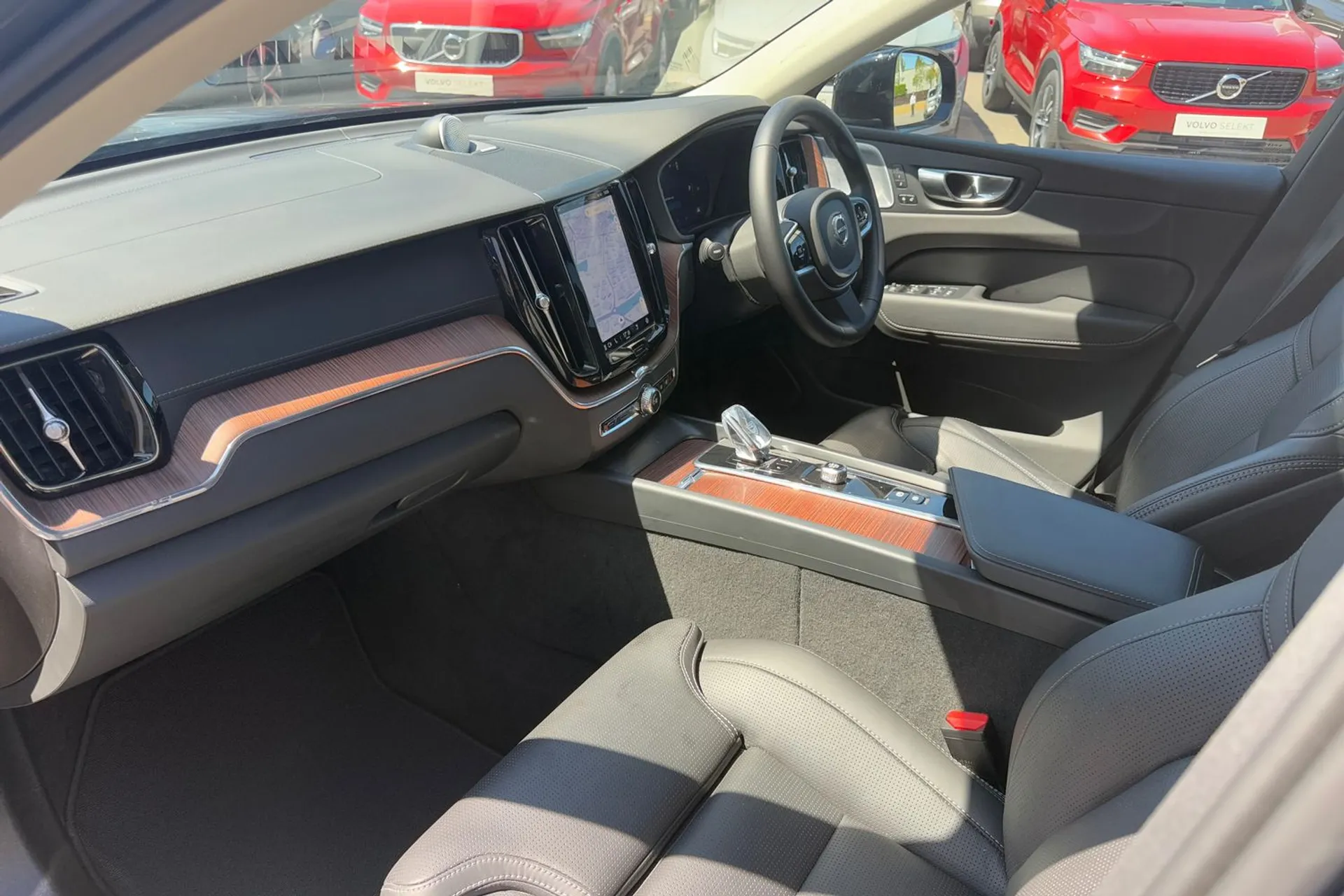 Volvo XC60 thumbnail image number 26
