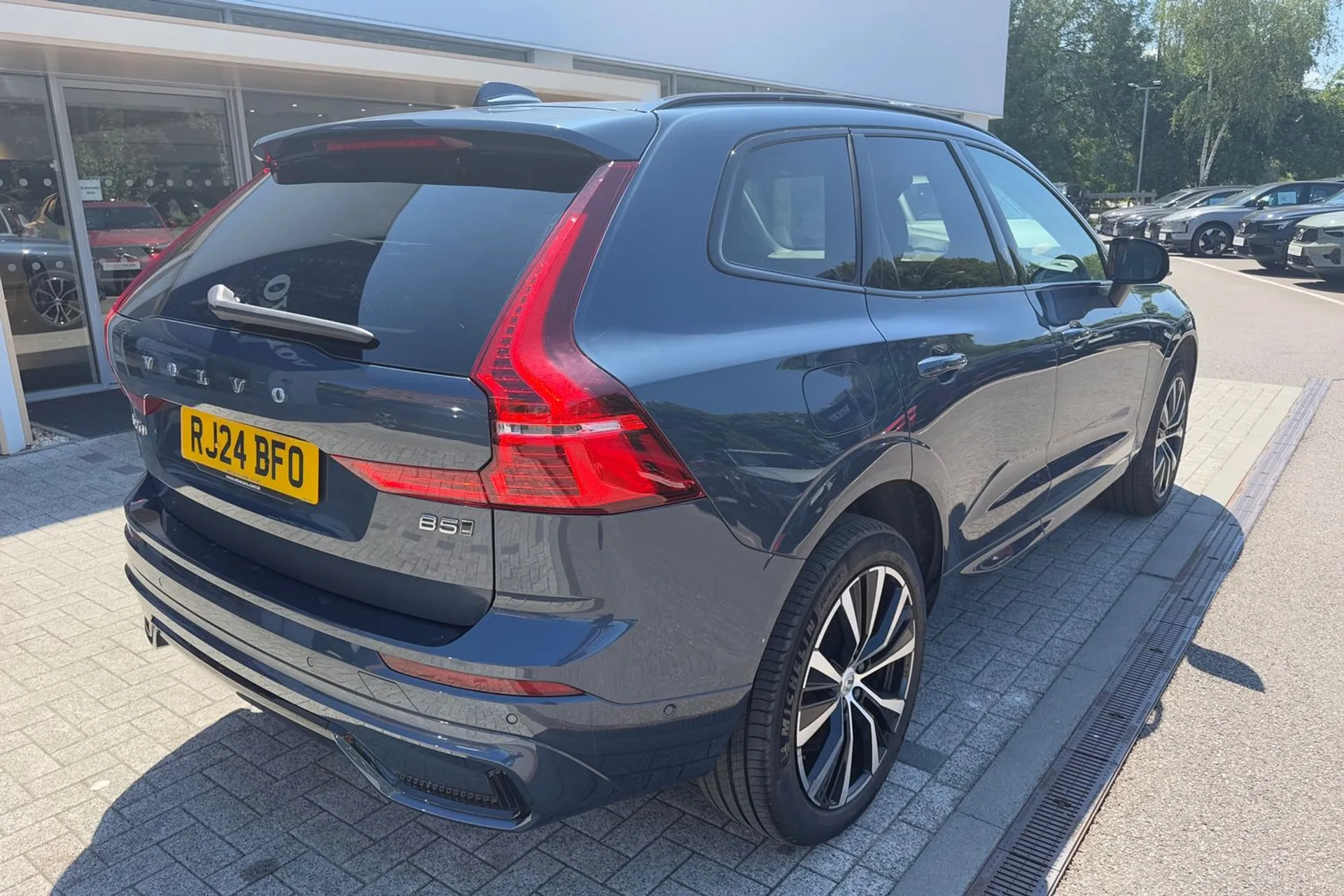 Volvo XC60 thumbnail image number 7