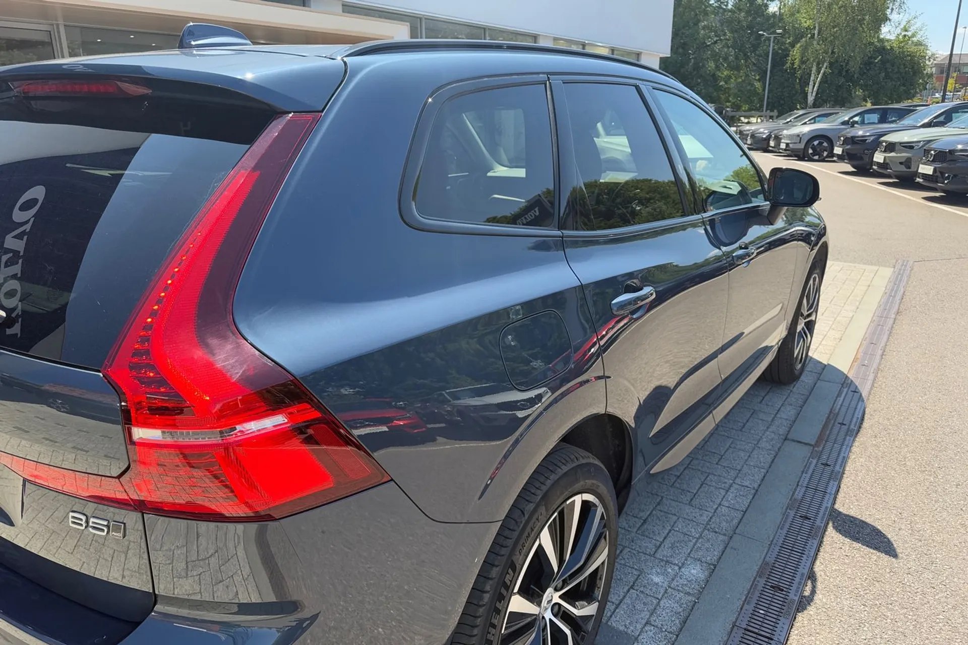 Volvo XC60 thumbnail image number 14