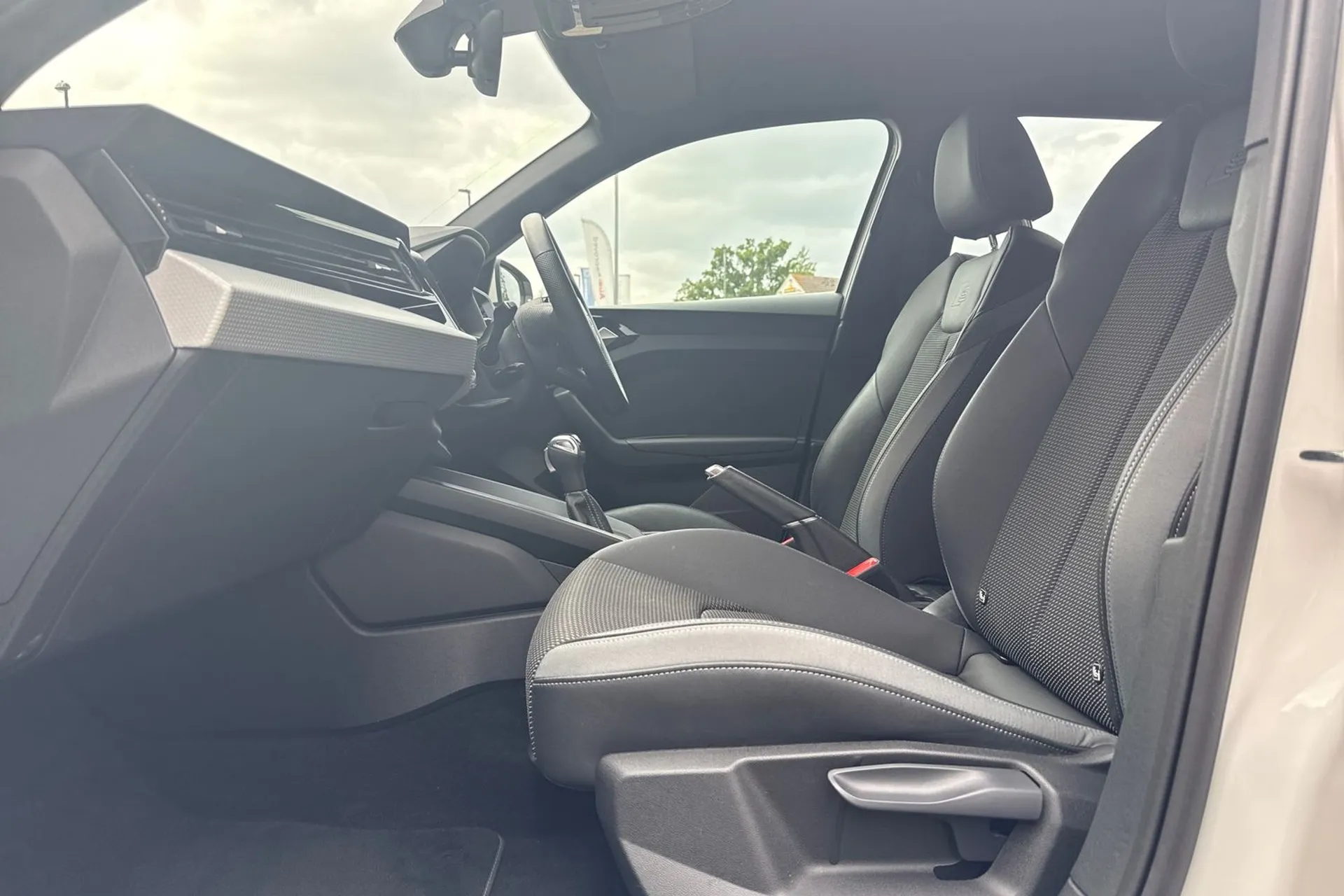 Audi A1 thumbnail image number 27