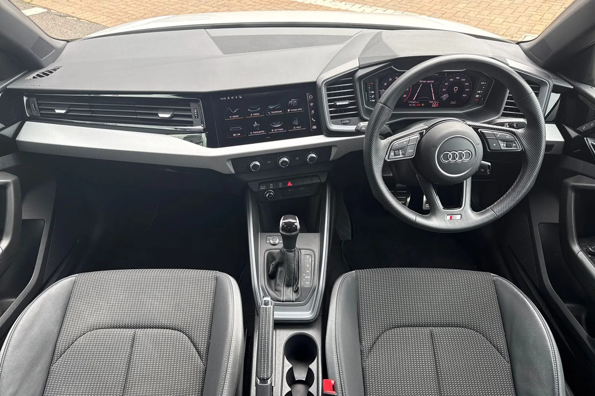 Audi A1 thumbnail image number 4