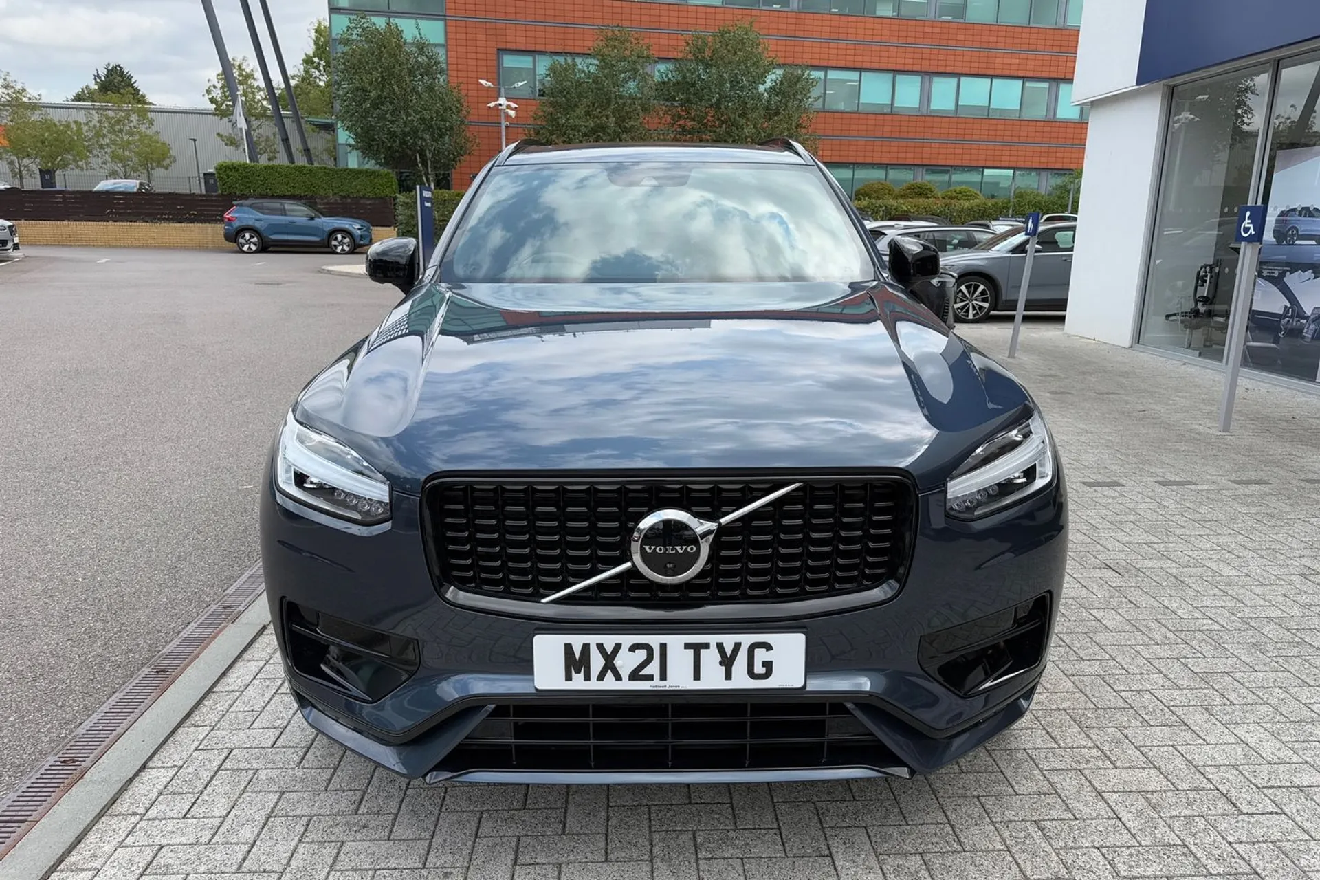 Volvo XC90 thumbnail image number 14