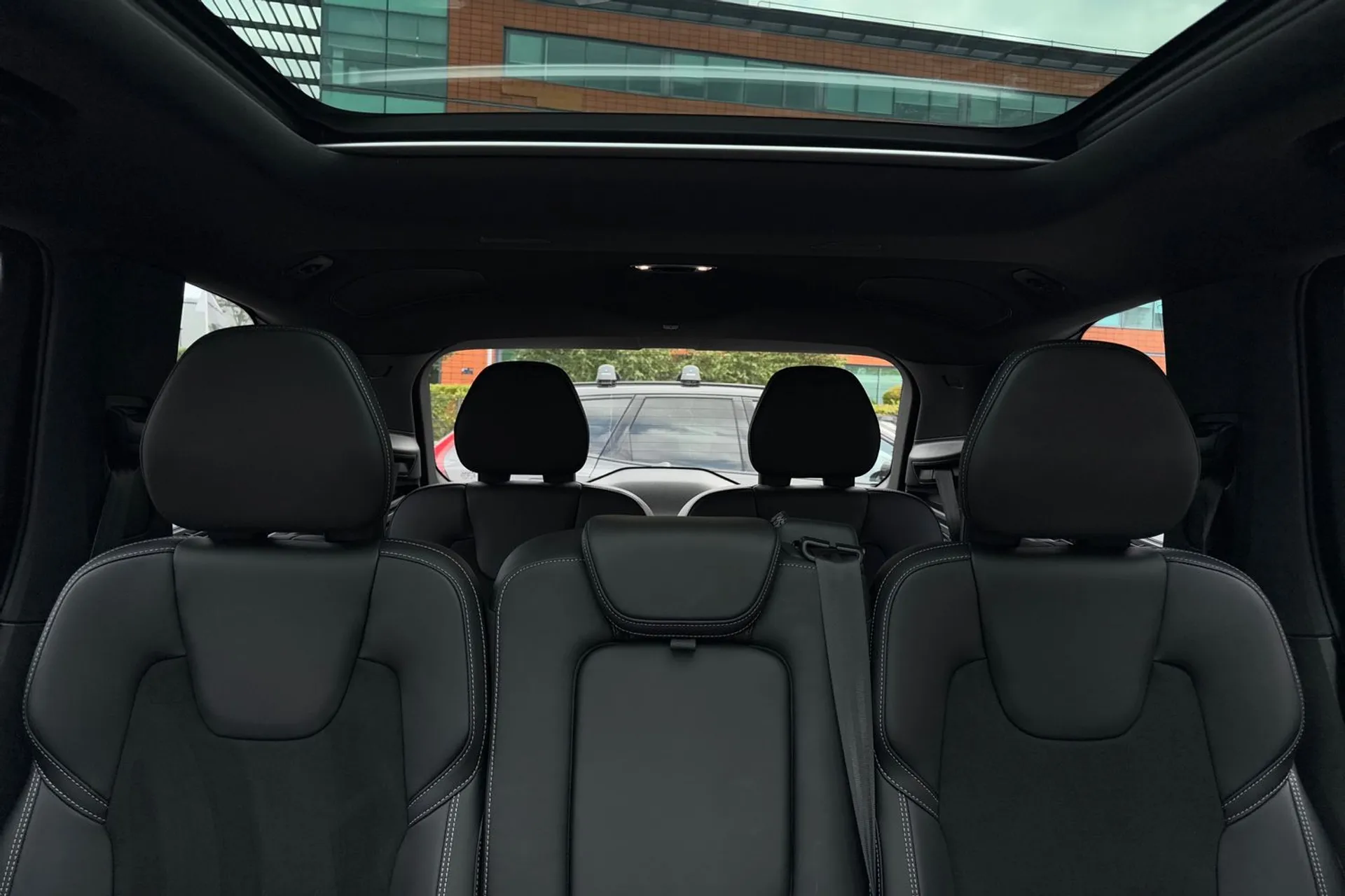Volvo XC90 thumbnail image number 6