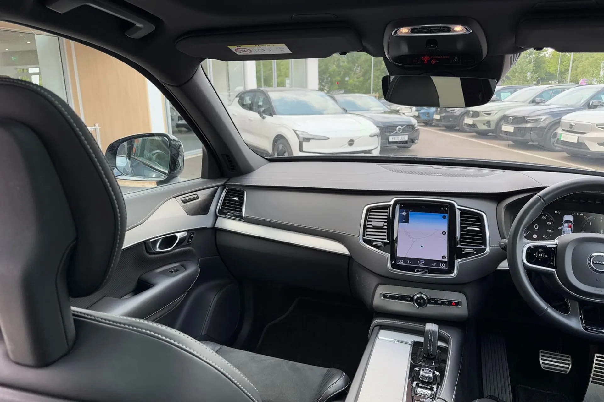 Volvo XC90 thumbnail image number 33