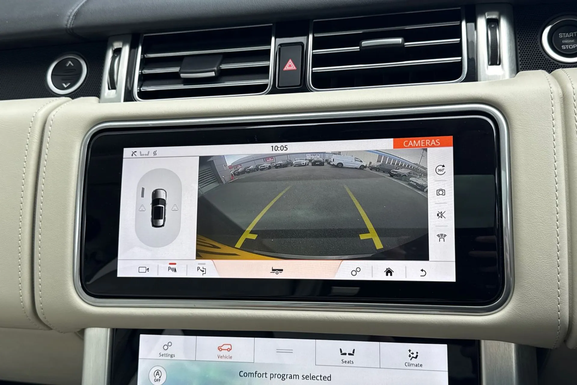 LAND ROVER RANGE ROVER thumbnail image number 4