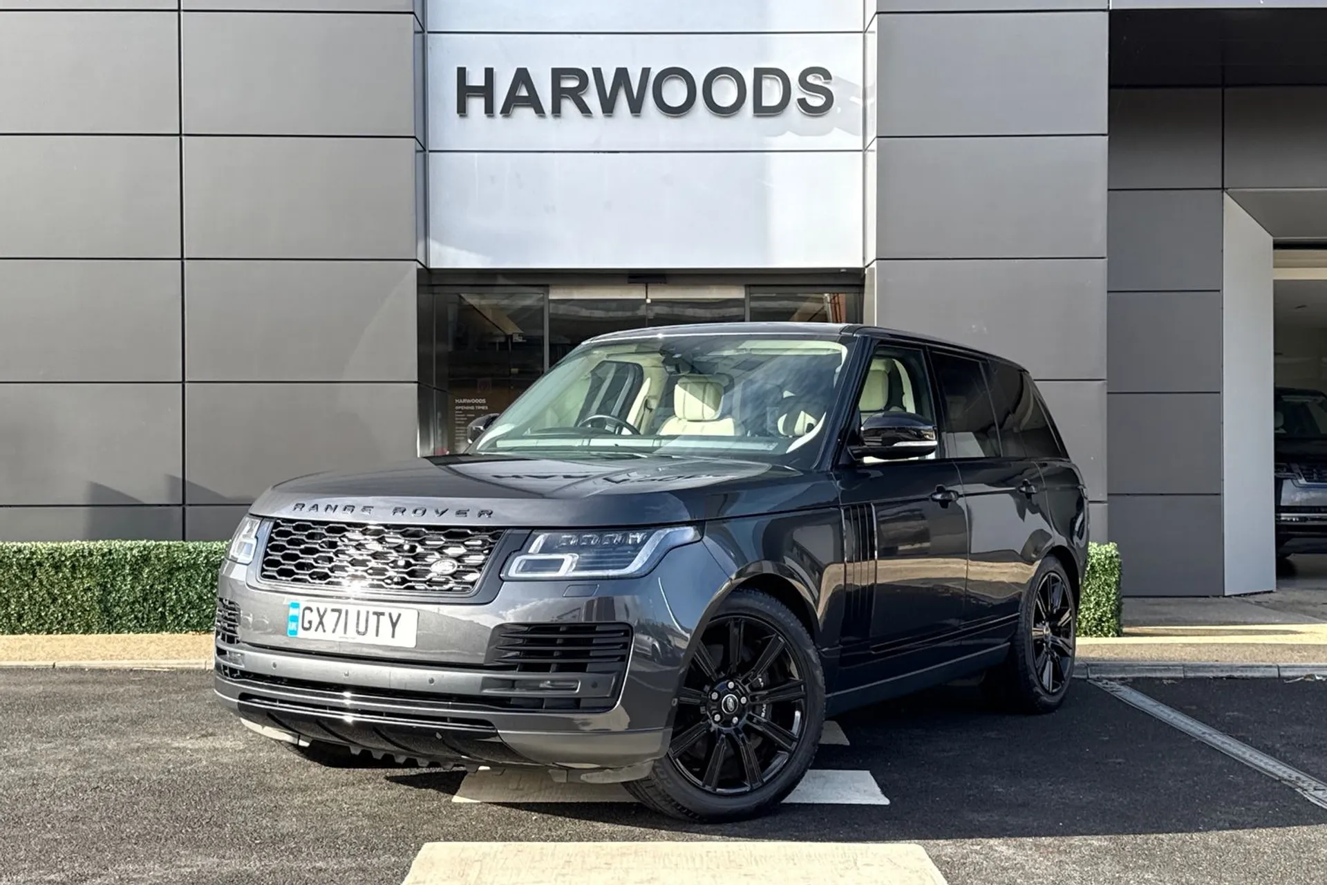 LAND ROVER RANGE ROVER thumbnail image number 14