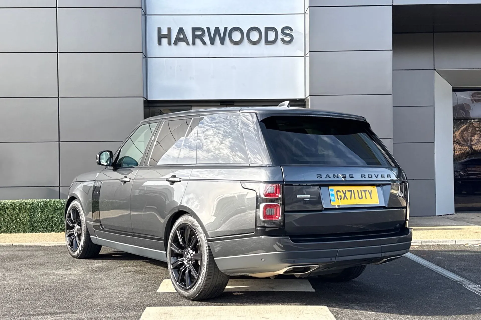 LAND ROVER RANGE ROVER thumbnail image number 11