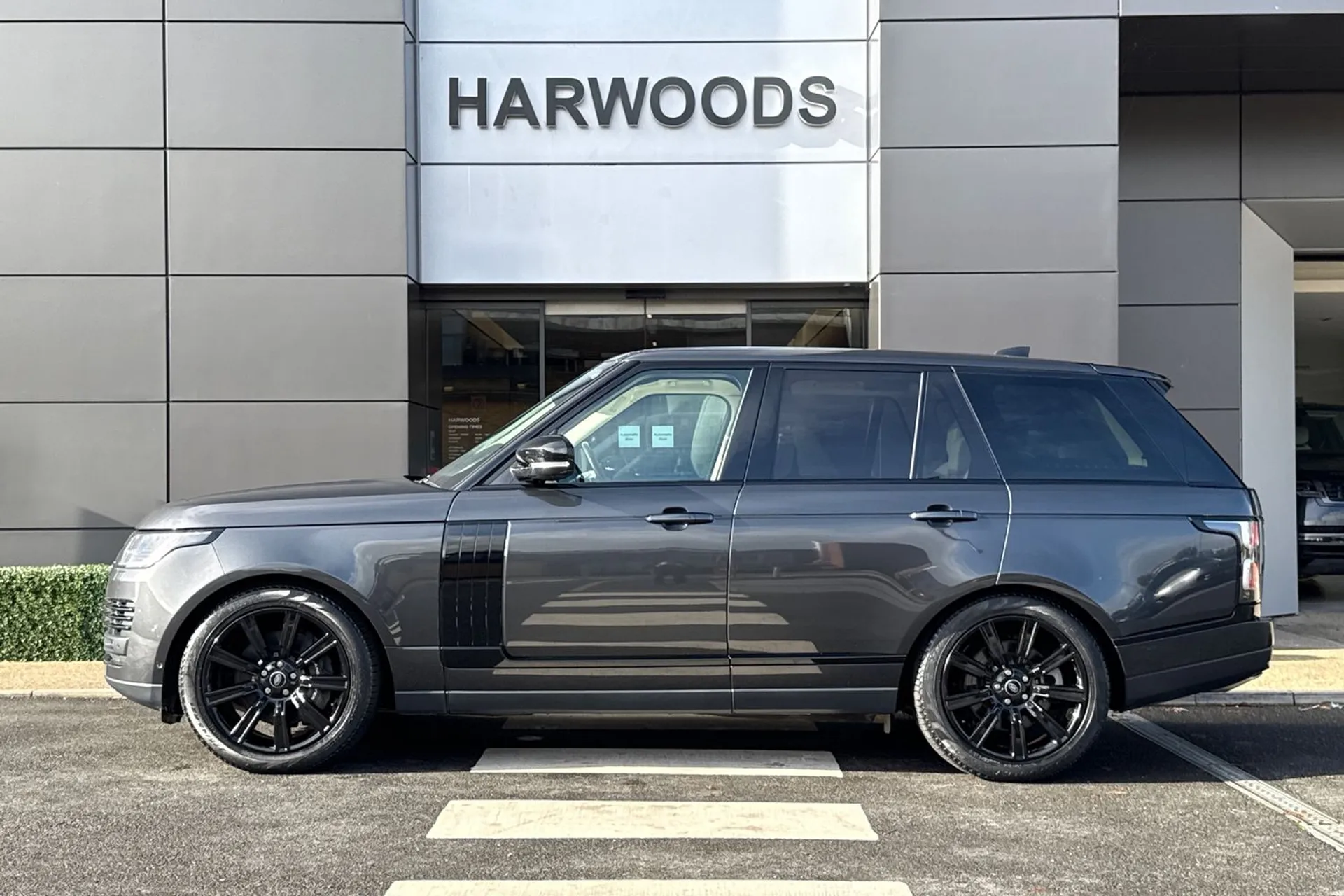 LAND ROVER RANGE ROVER thumbnail image number 12