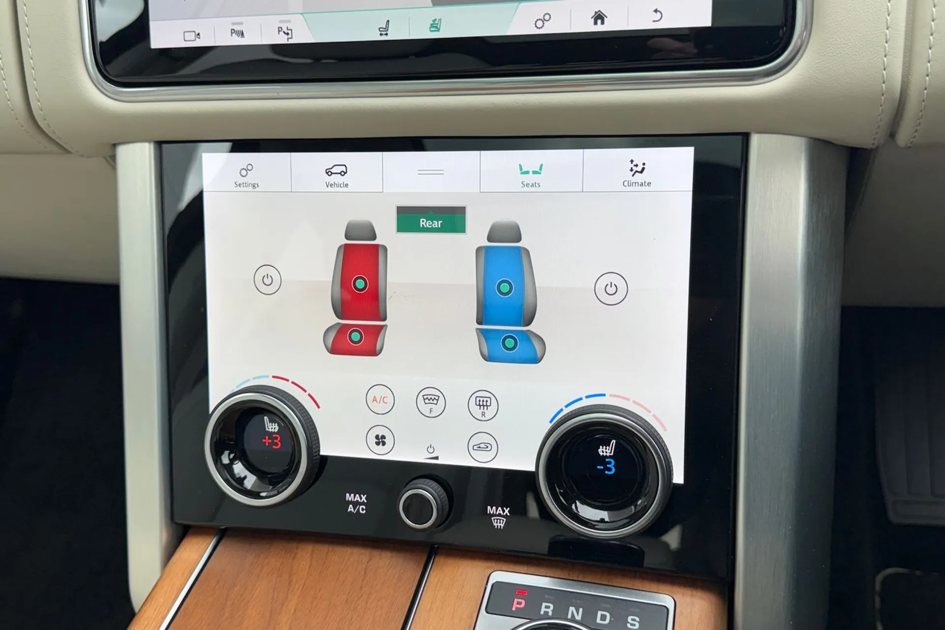 LAND ROVER RANGE ROVER thumbnail image number 37