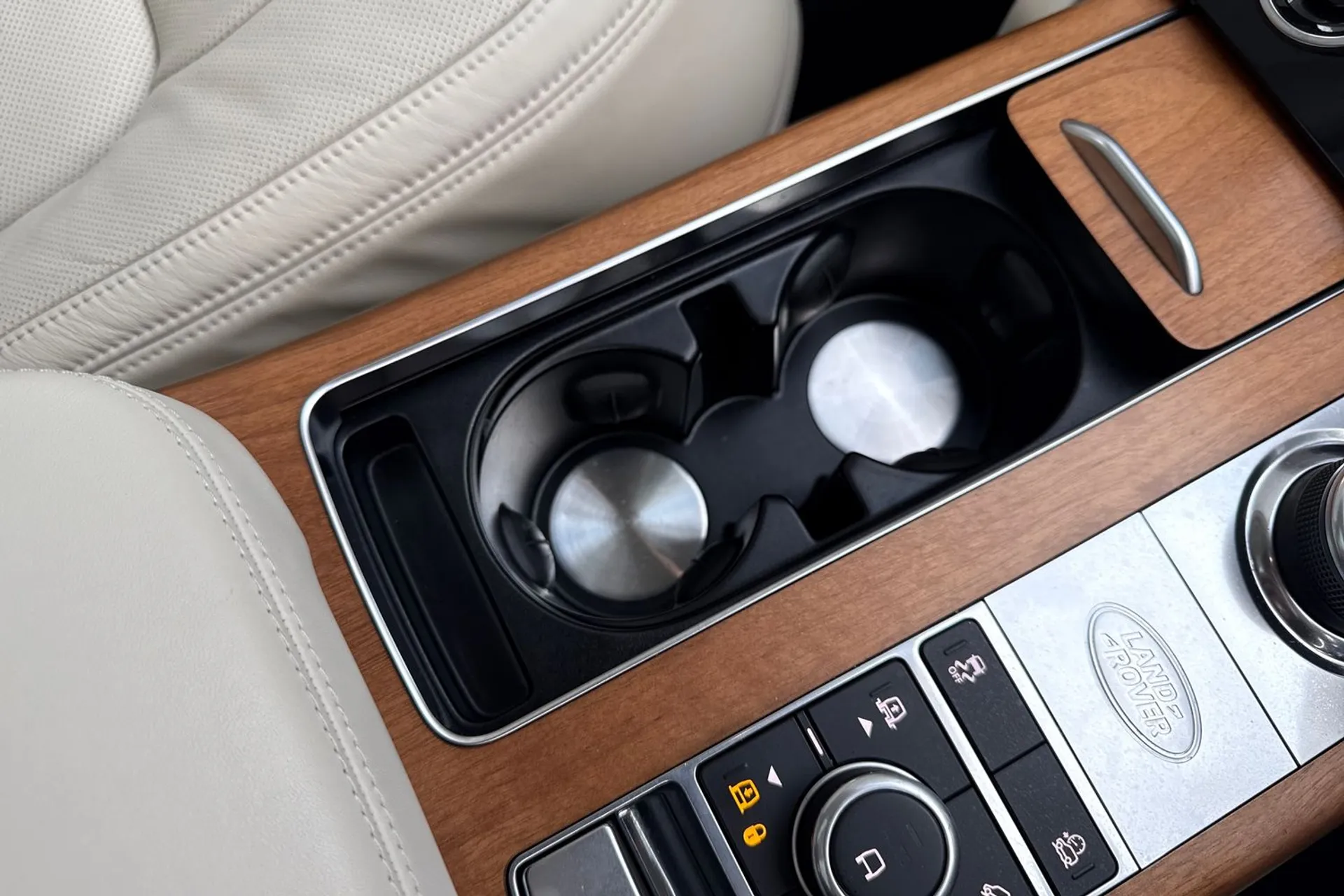 LAND ROVER RANGE ROVER thumbnail image number 58