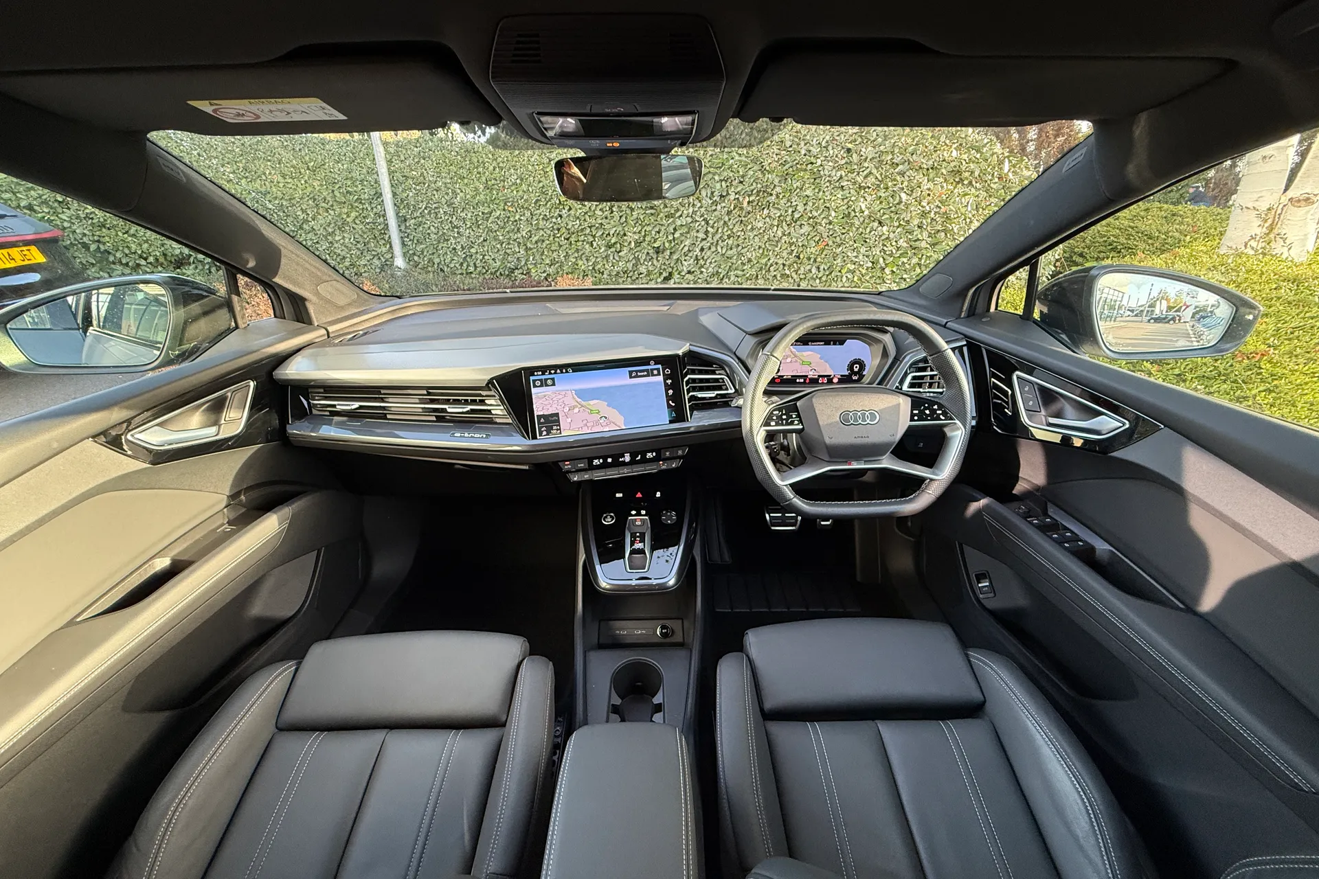 Audi Q4 thumbnail image number 5