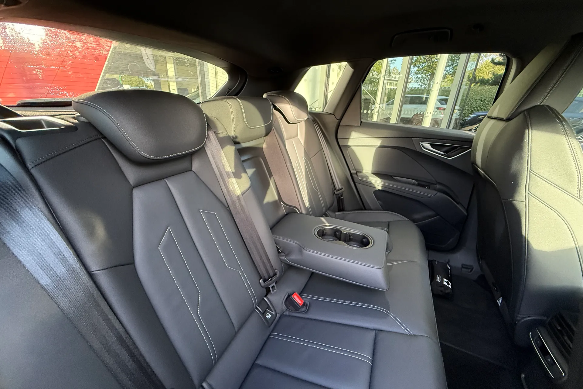 Audi Q4 thumbnail image number 50