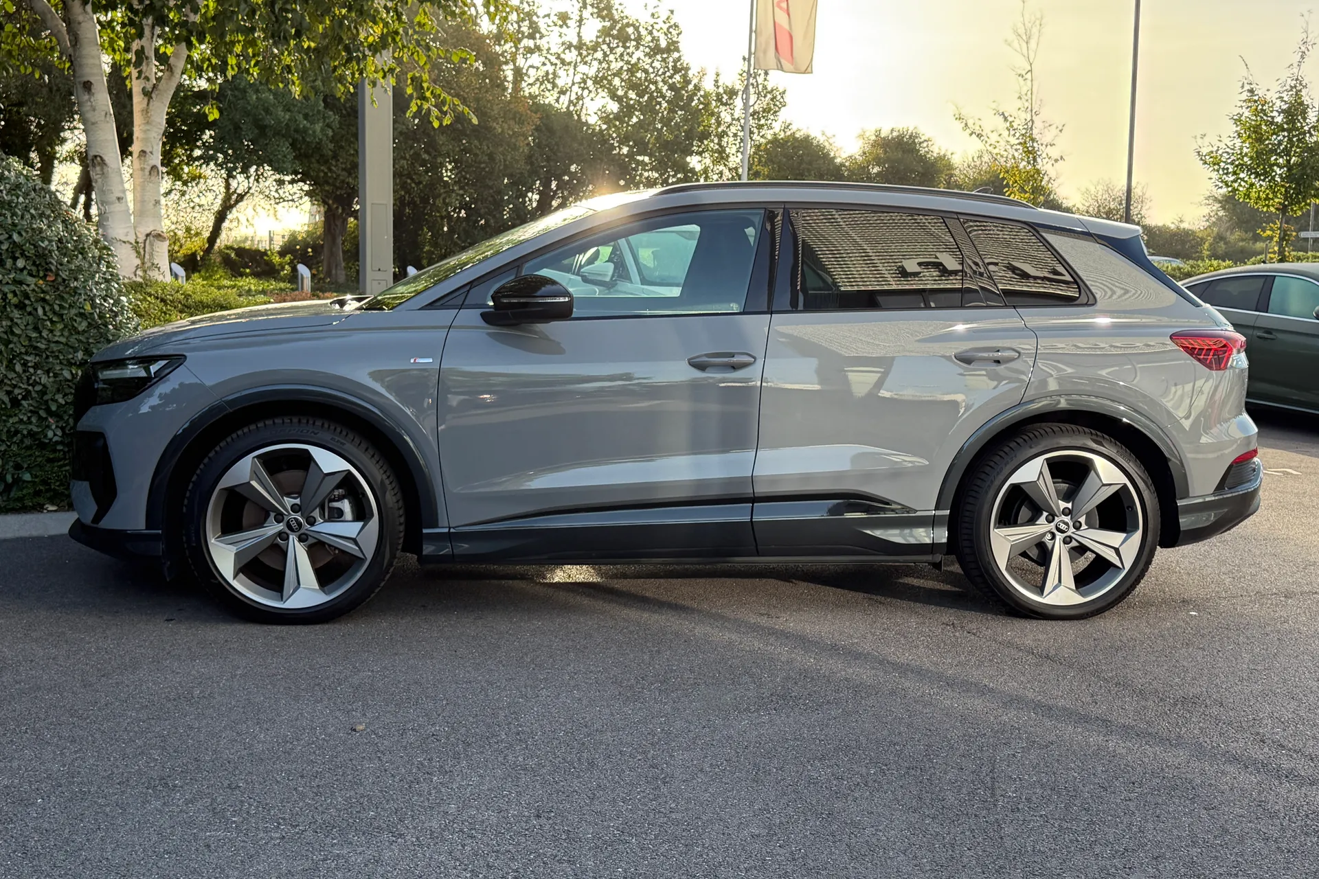 Audi Q4 thumbnail image number 21