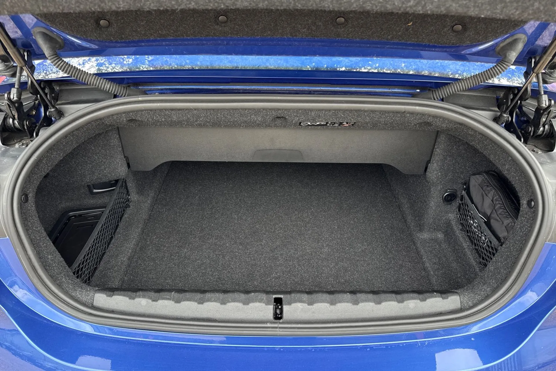 BMW 4 SERIES thumbnail image number 19