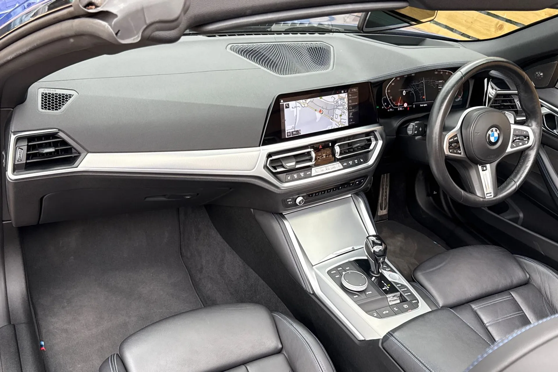 BMW 4 SERIES thumbnail image number 27