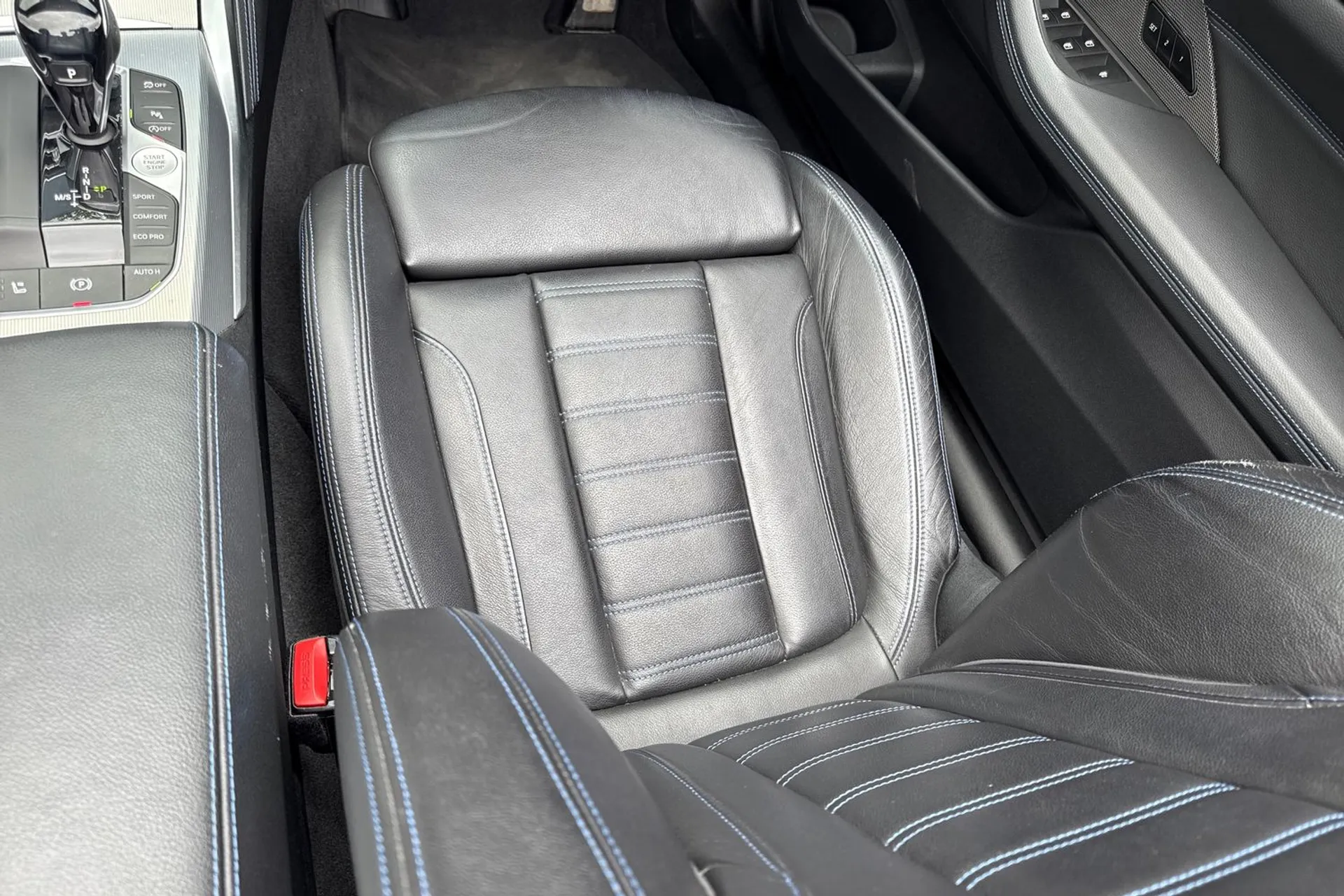 BMW 4 SERIES thumbnail image number 34