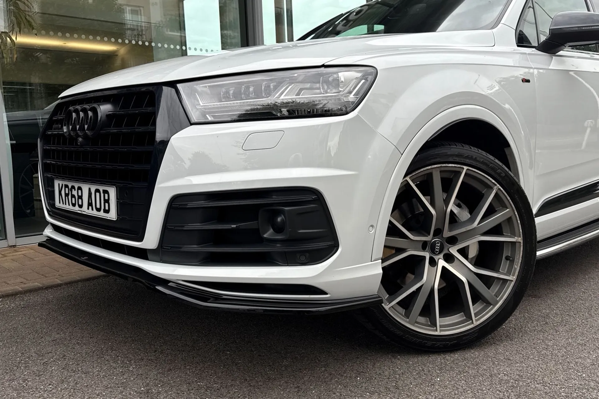 Audi Q7 thumbnail image number 6