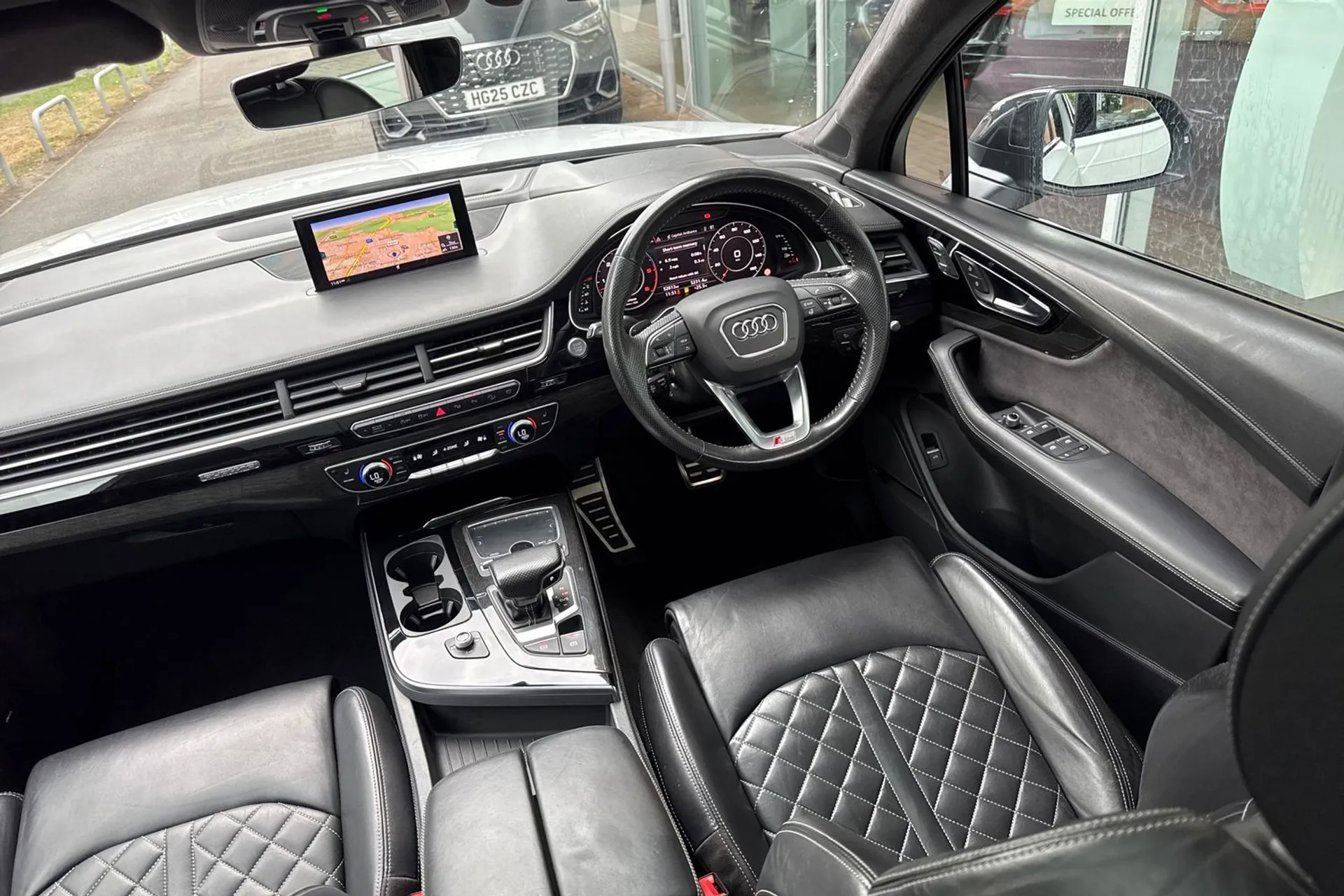 Audi Q7 thumbnail image number 34