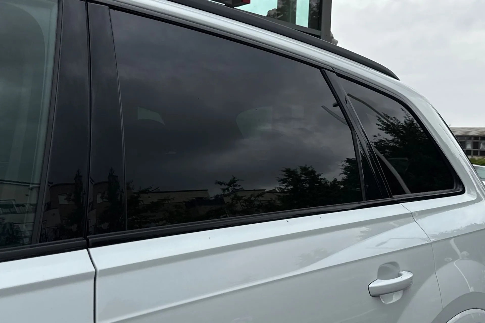 Audi Q7 thumbnail image number 14