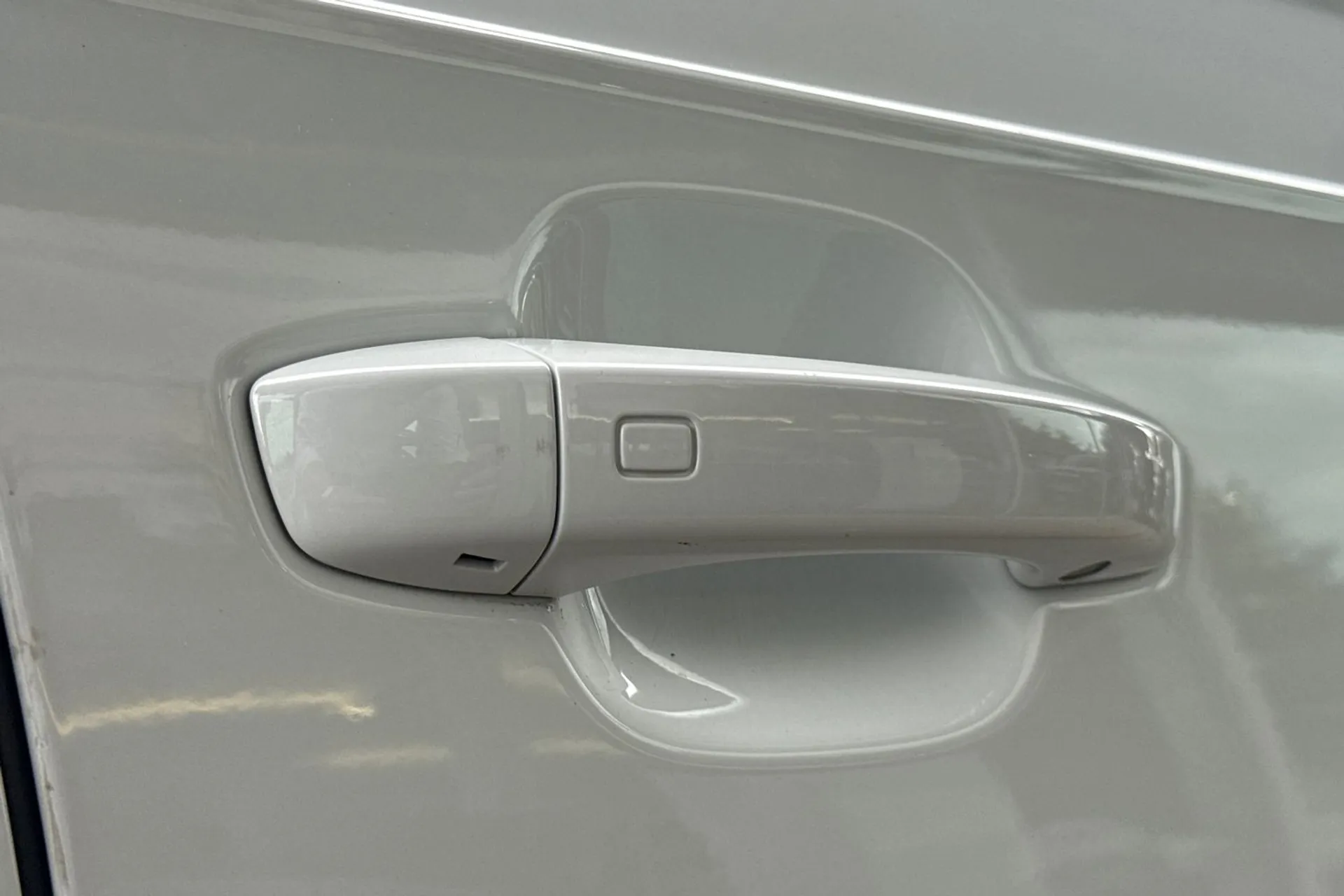 Audi Q7 thumbnail image number 16