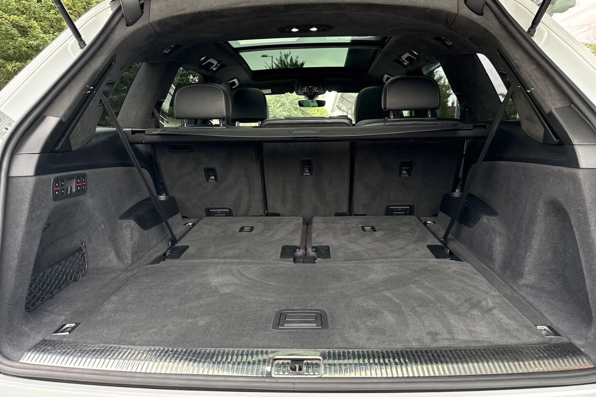 Audi Q7 thumbnail image number 19