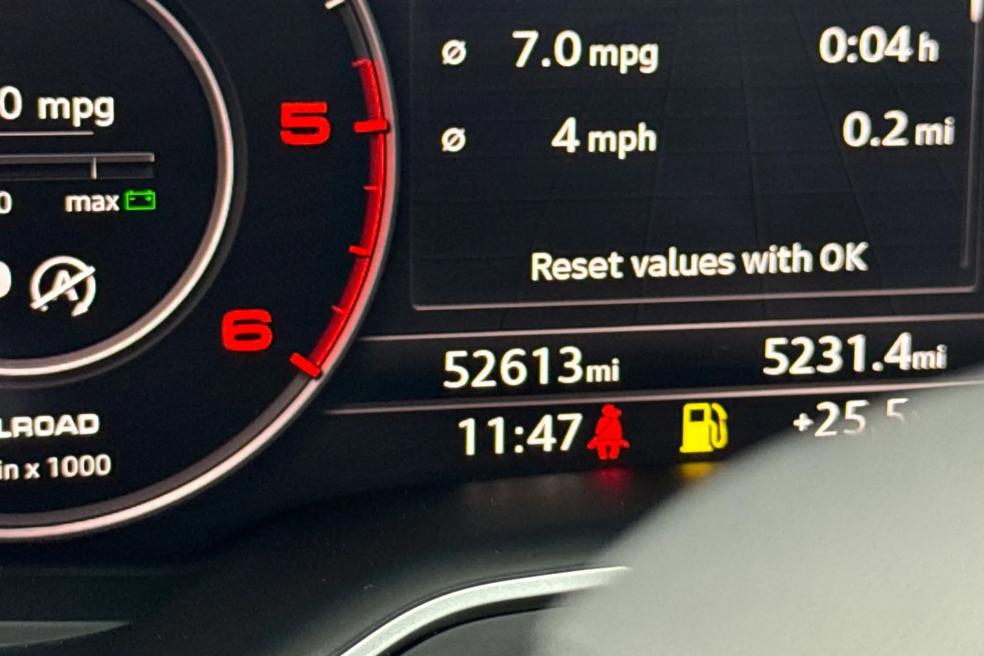 Audi Q7 thumbnail image number 42