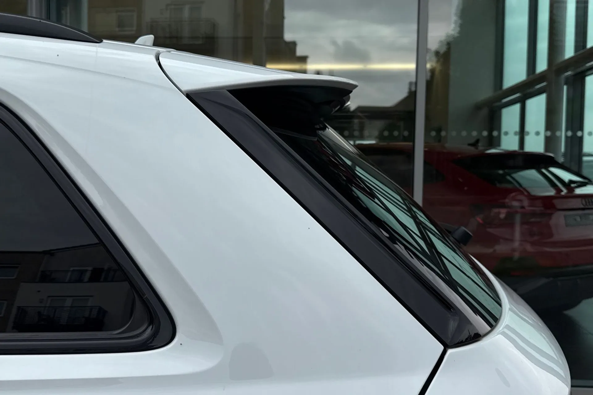Audi Q7 thumbnail image number 15