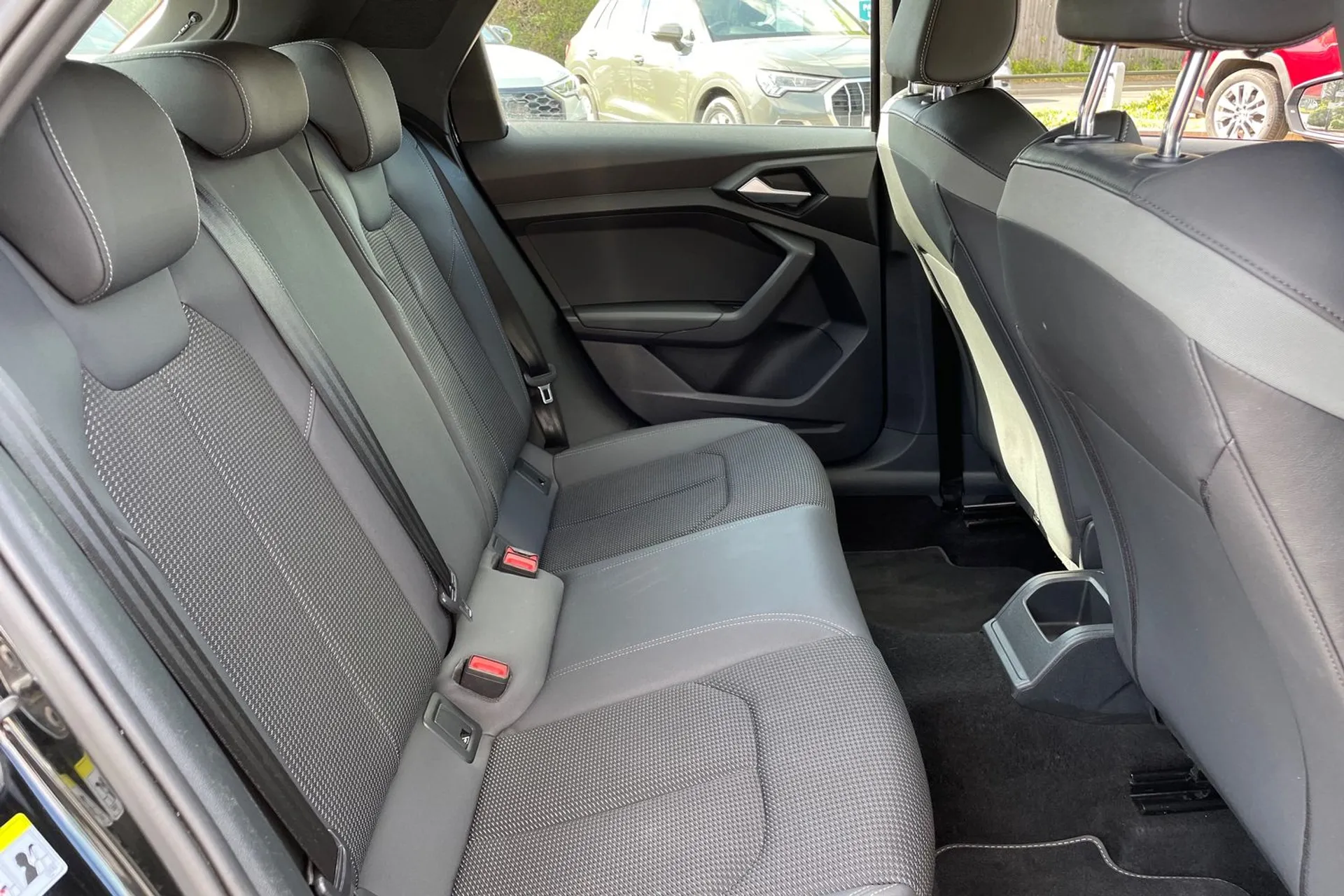 Audi A1 thumbnail image number 39