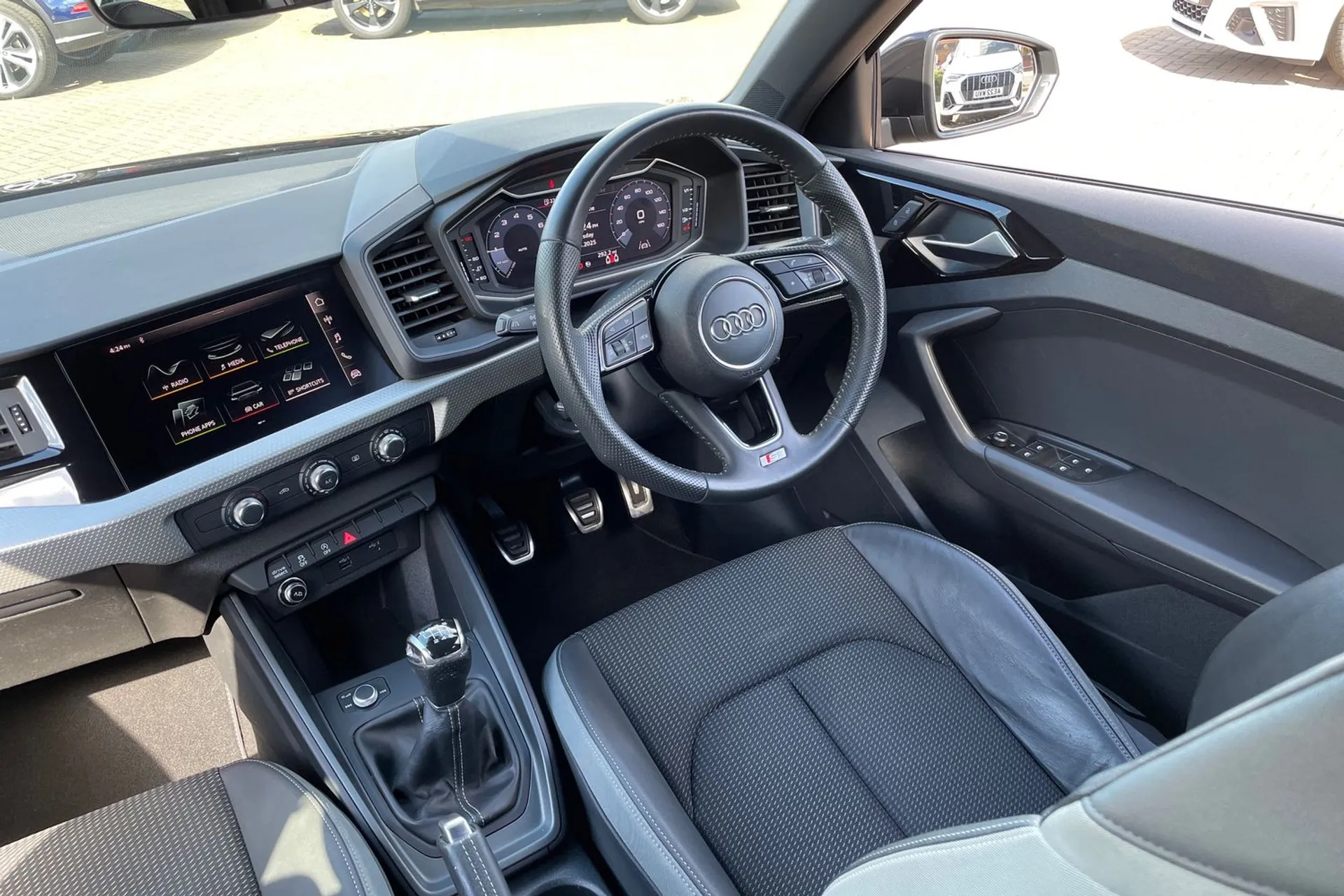Audi A1 thumbnail image number 36