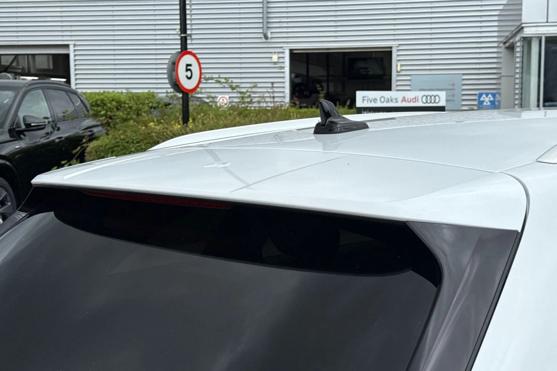Audi A4 thumbnail image number 45