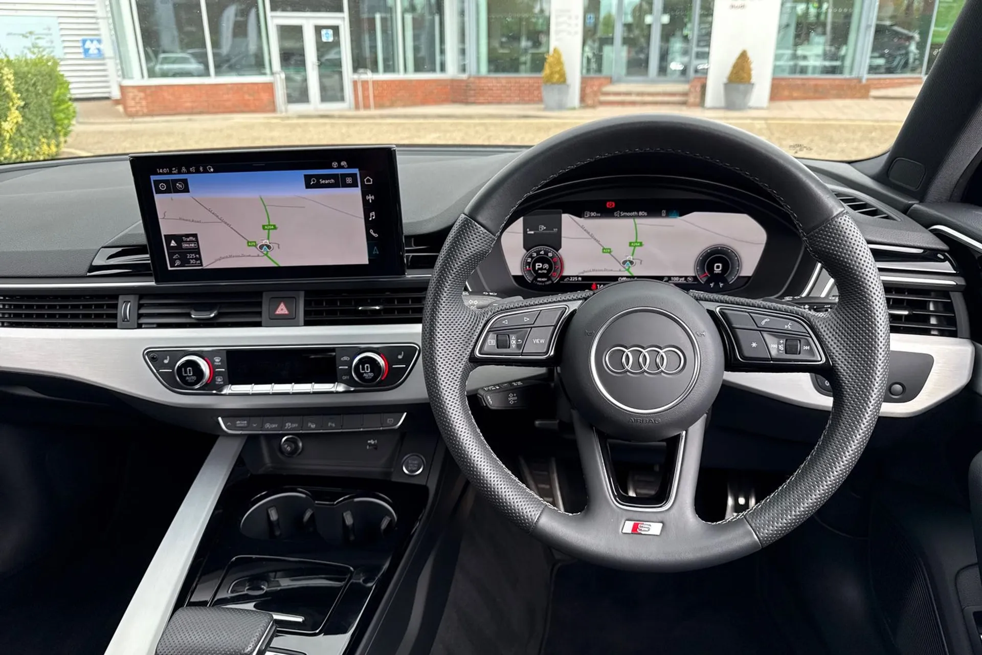 Audi A4 thumbnail image number 38