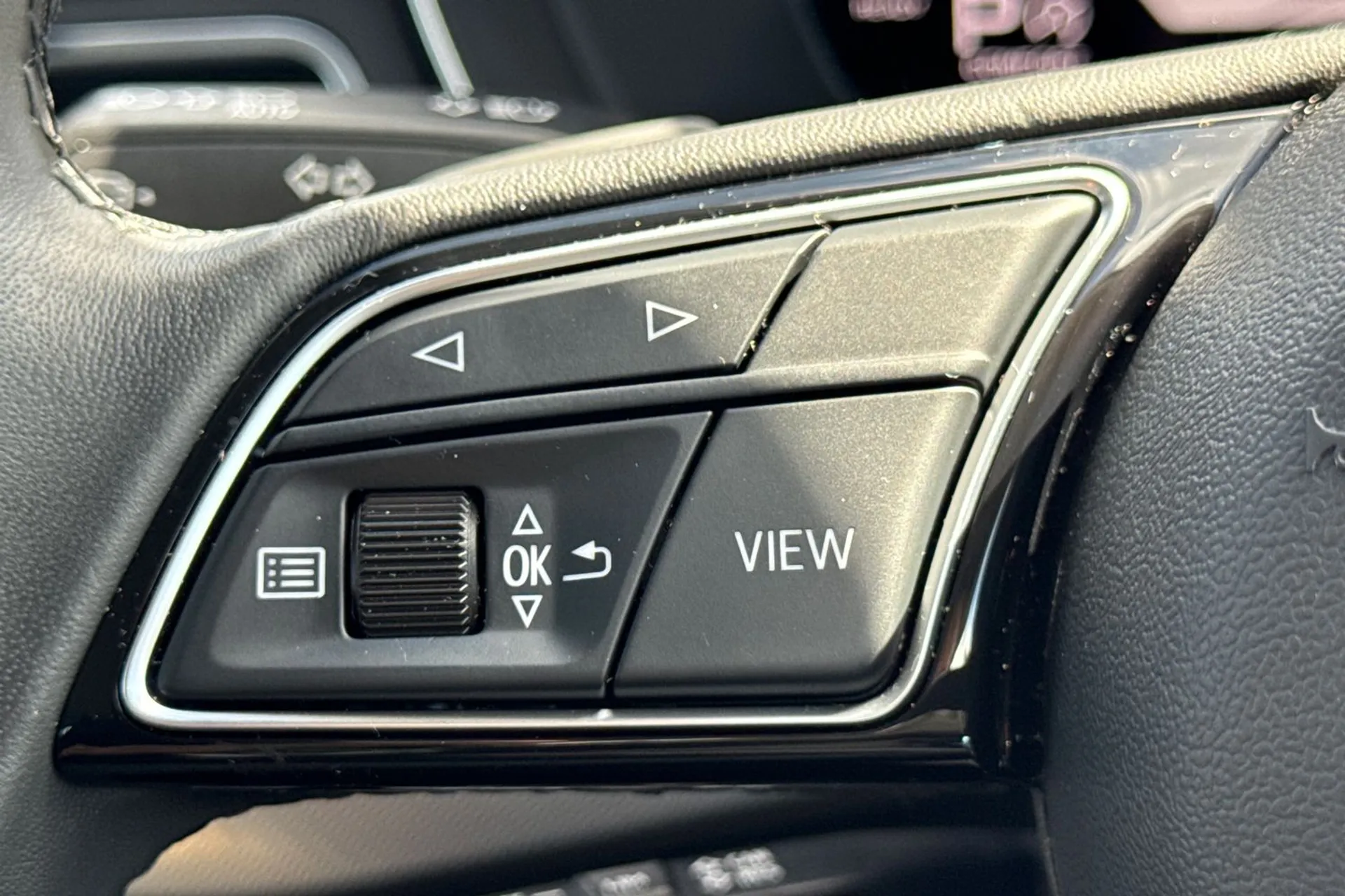 Audi A5 thumbnail image number 21