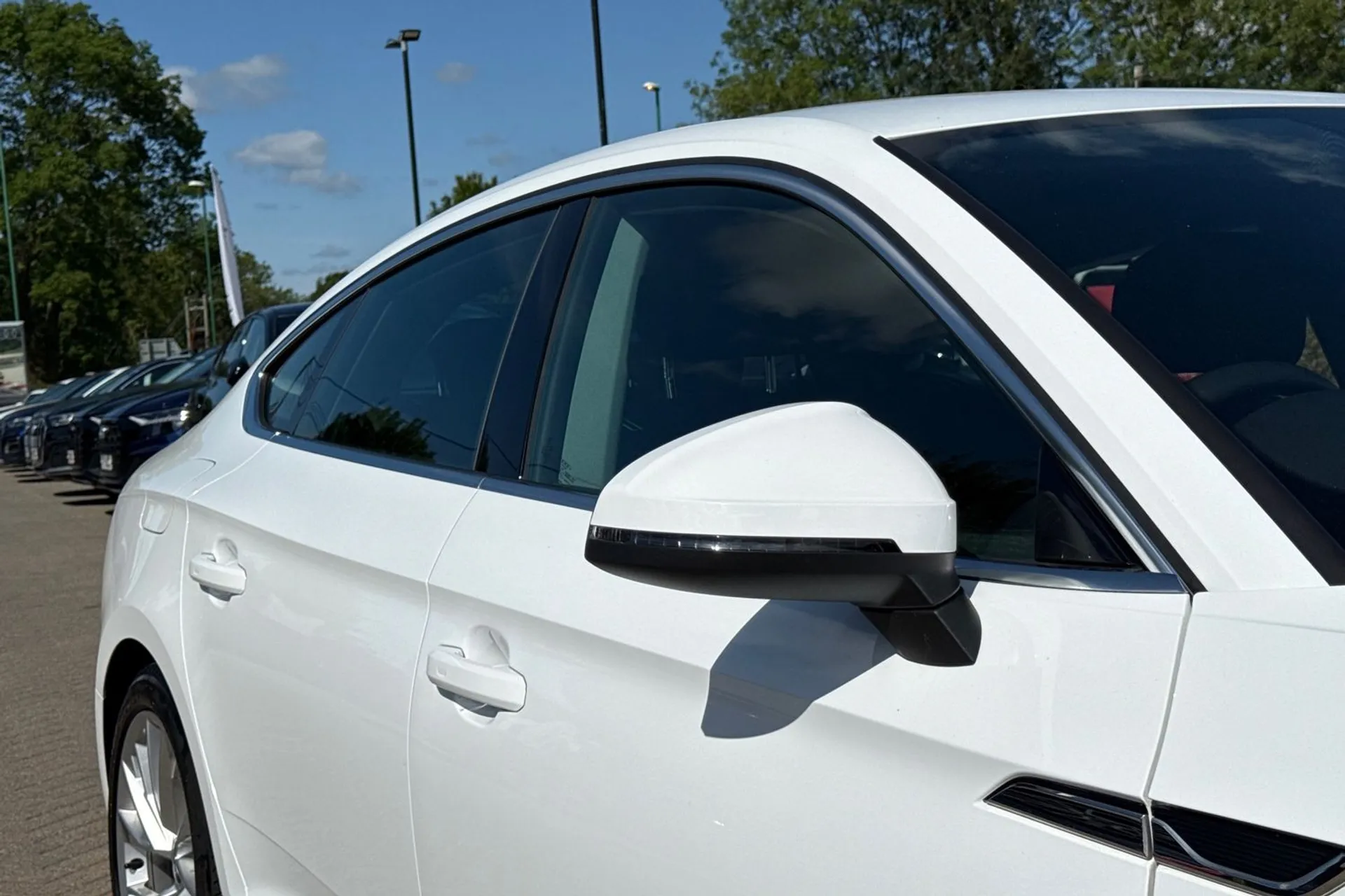 Audi A5 thumbnail image number 45