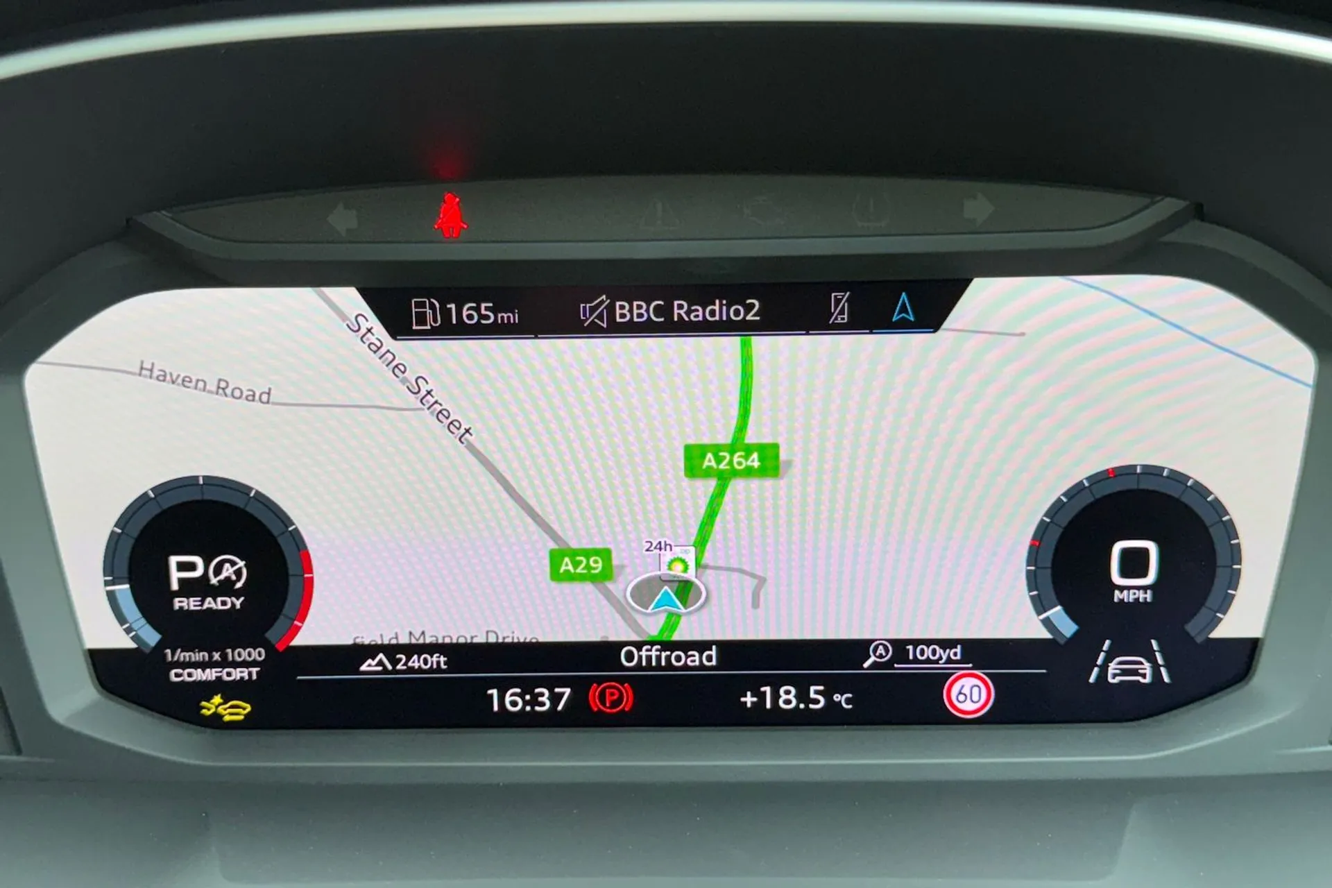 Audi Q3 thumbnail image number 14