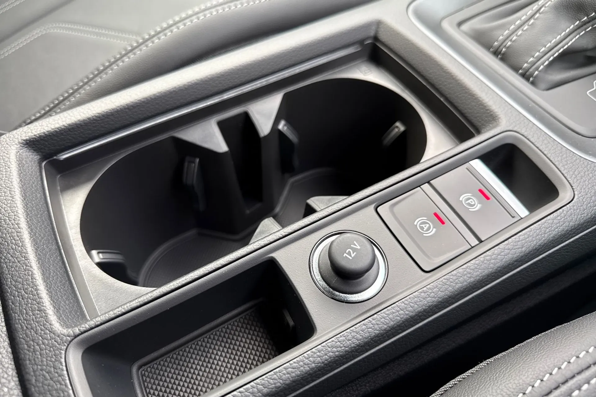 Audi Q3 thumbnail image number 46