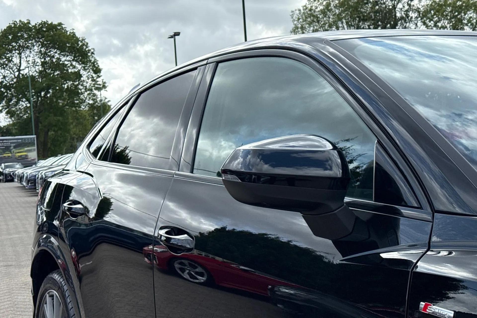 Audi Q3 thumbnail image number 53