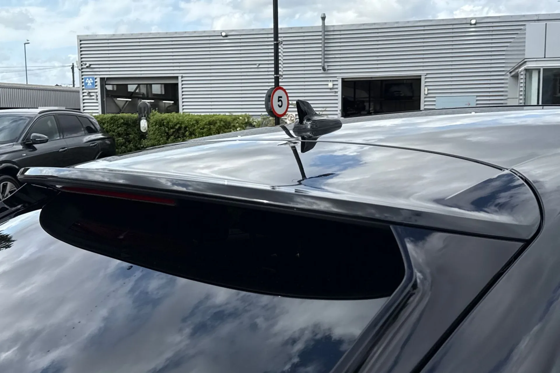 Audi Q3 thumbnail image number 54