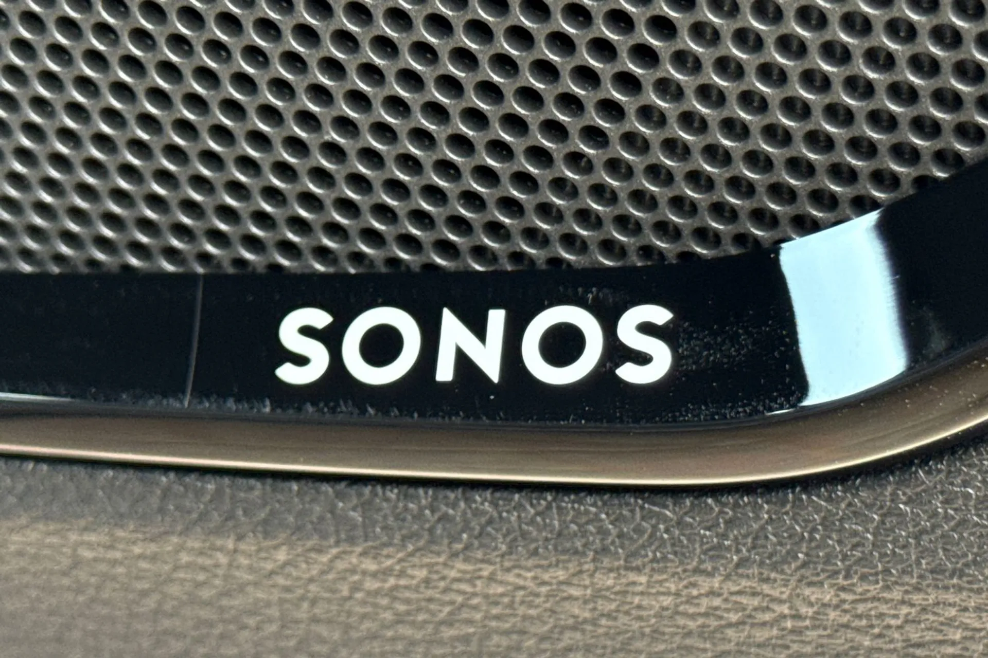 Audi Q3 thumbnail image number 17