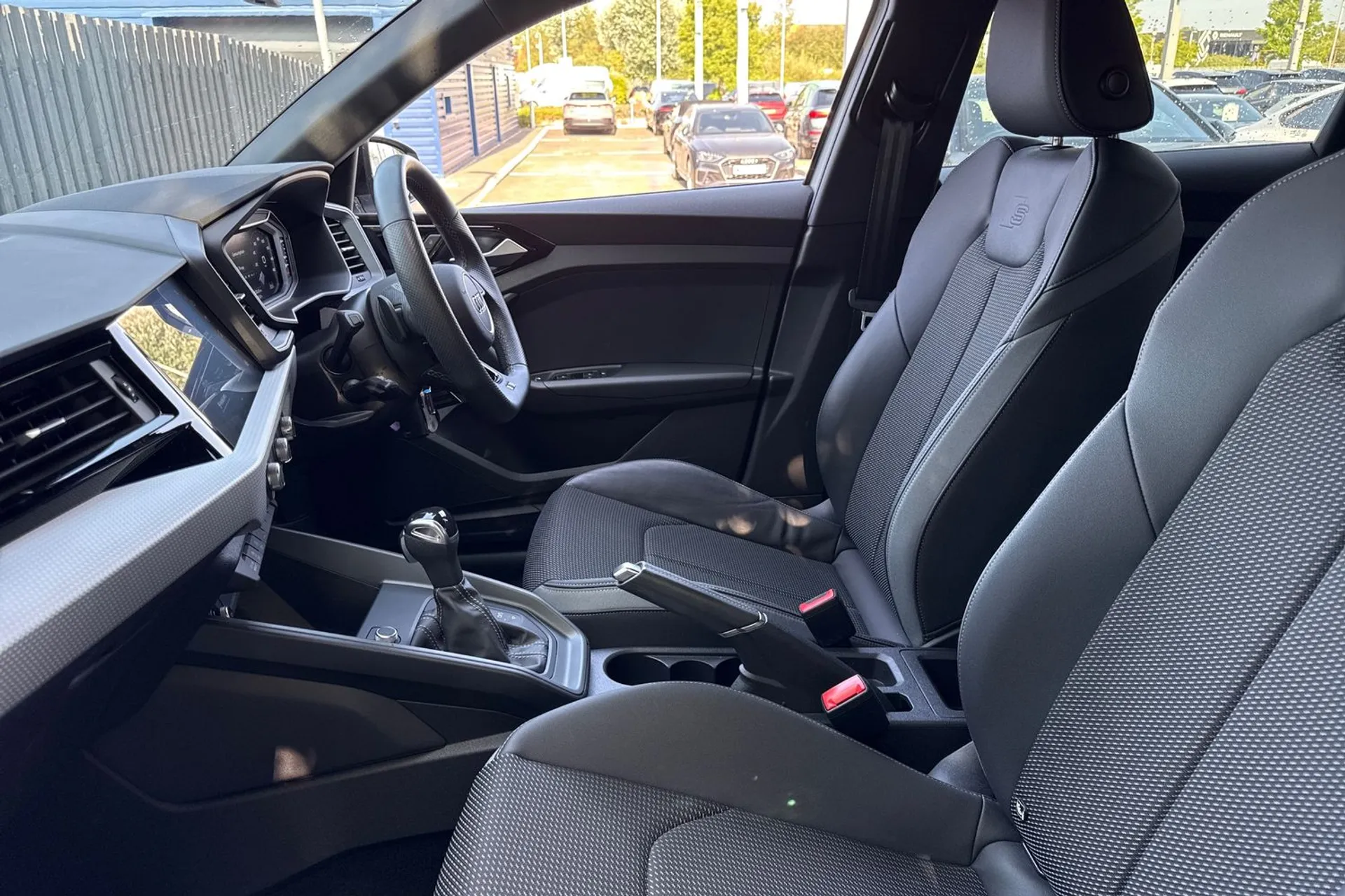 Audi A1 thumbnail image number 28