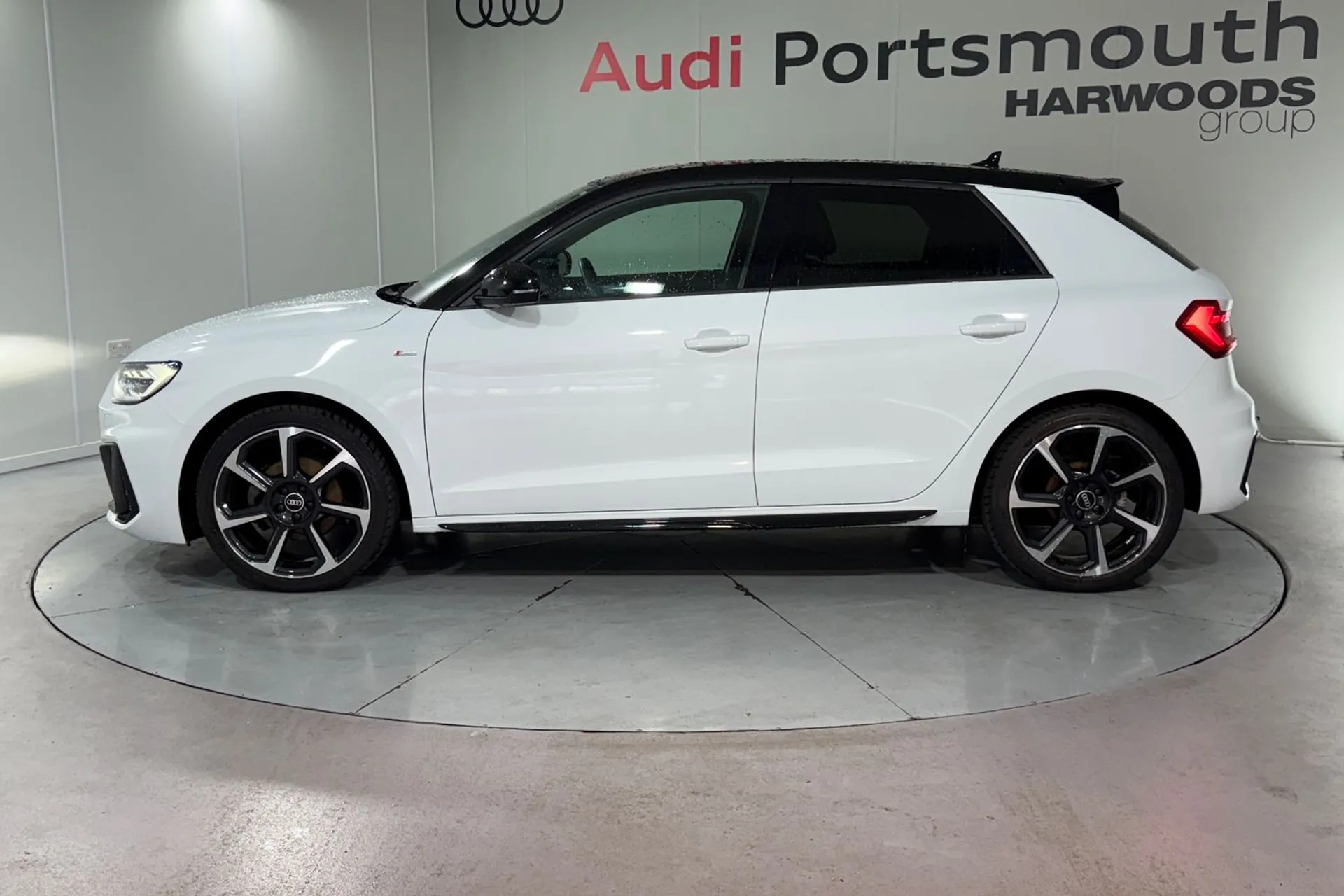 Audi A1 thumbnail image number 10