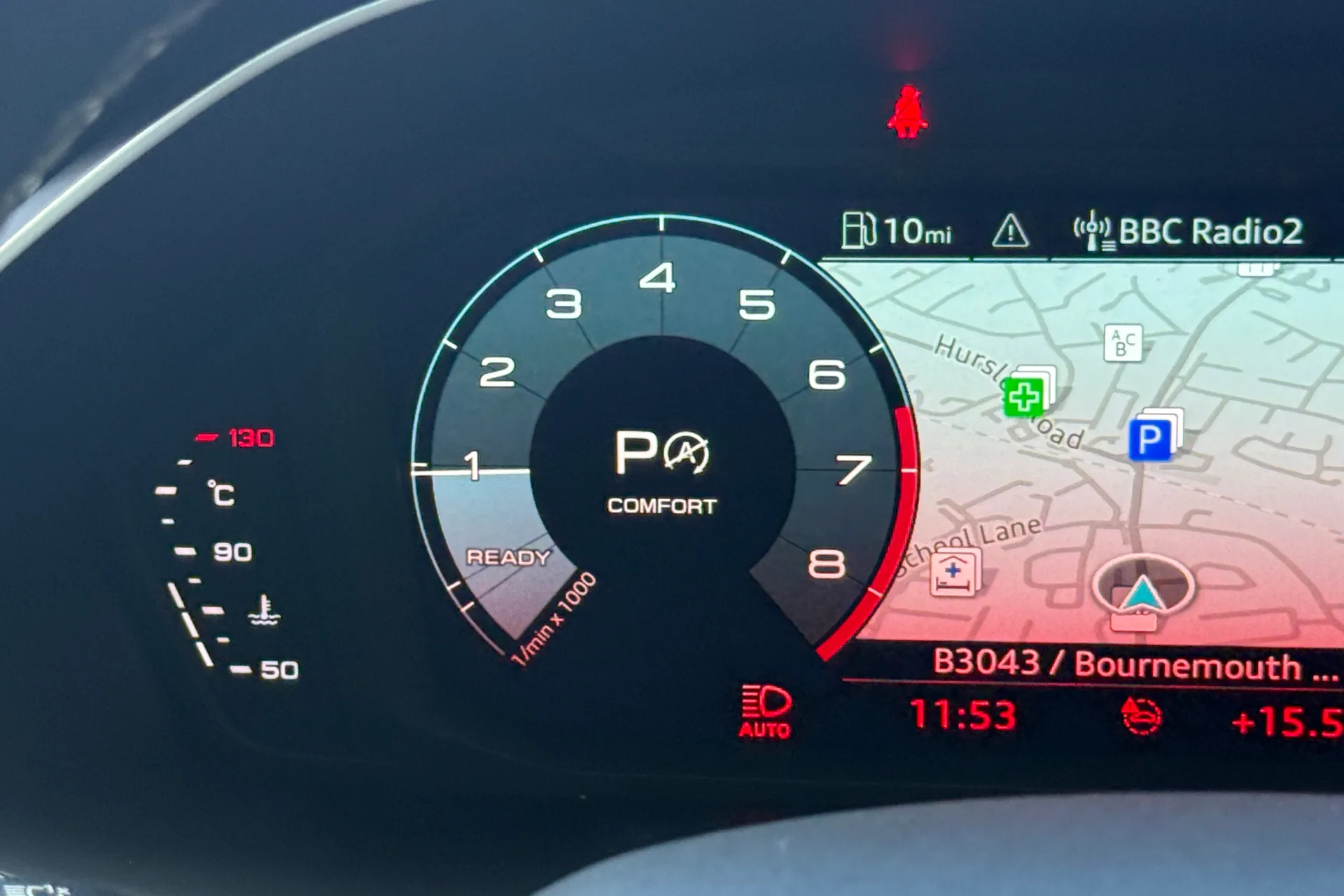 Audi Q3 thumbnail image number 10
