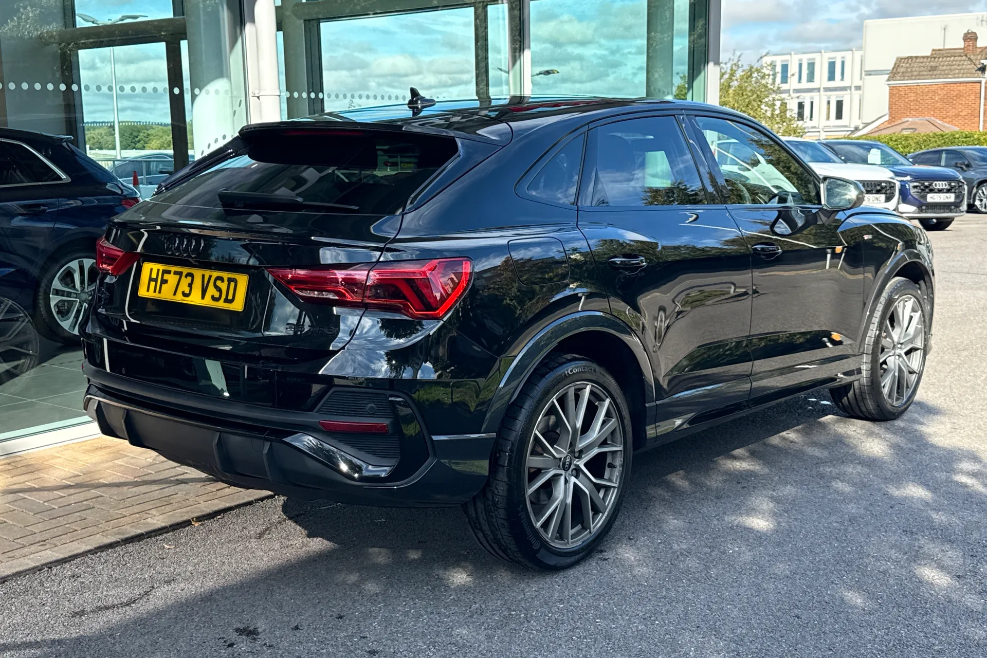 Audi Q3 thumbnail image number 58