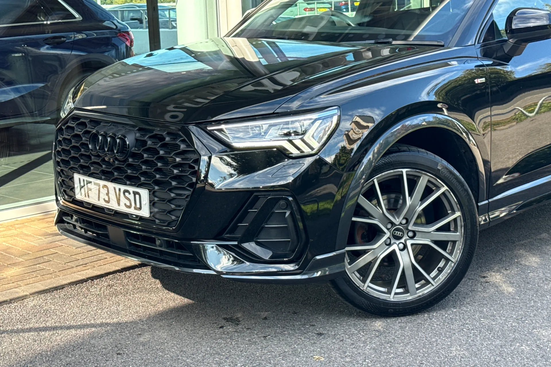 Audi Q3 thumbnail image number 56