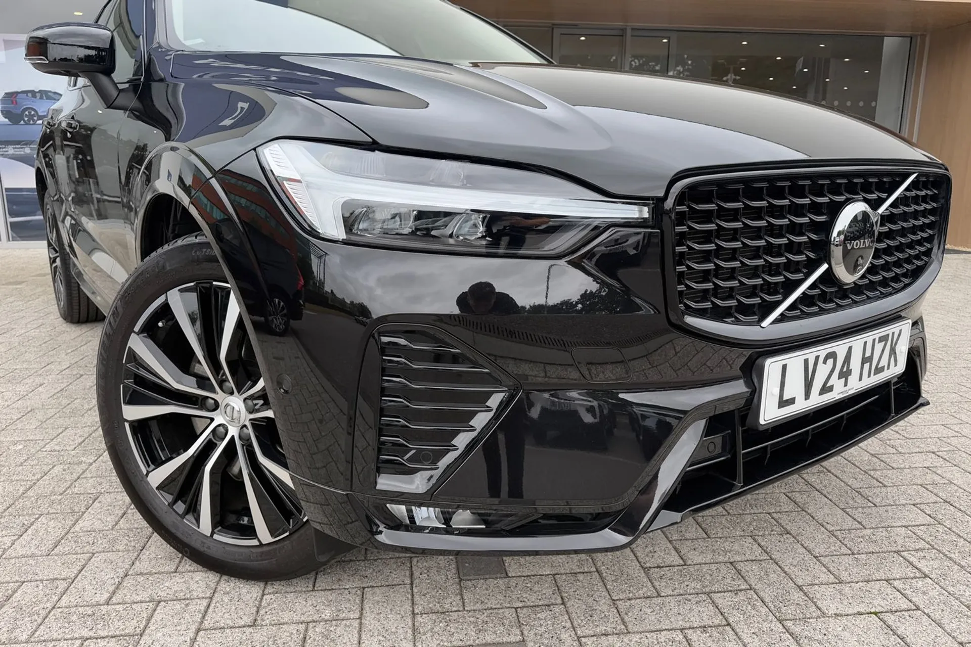 Volvo XC60 thumbnail image number 6