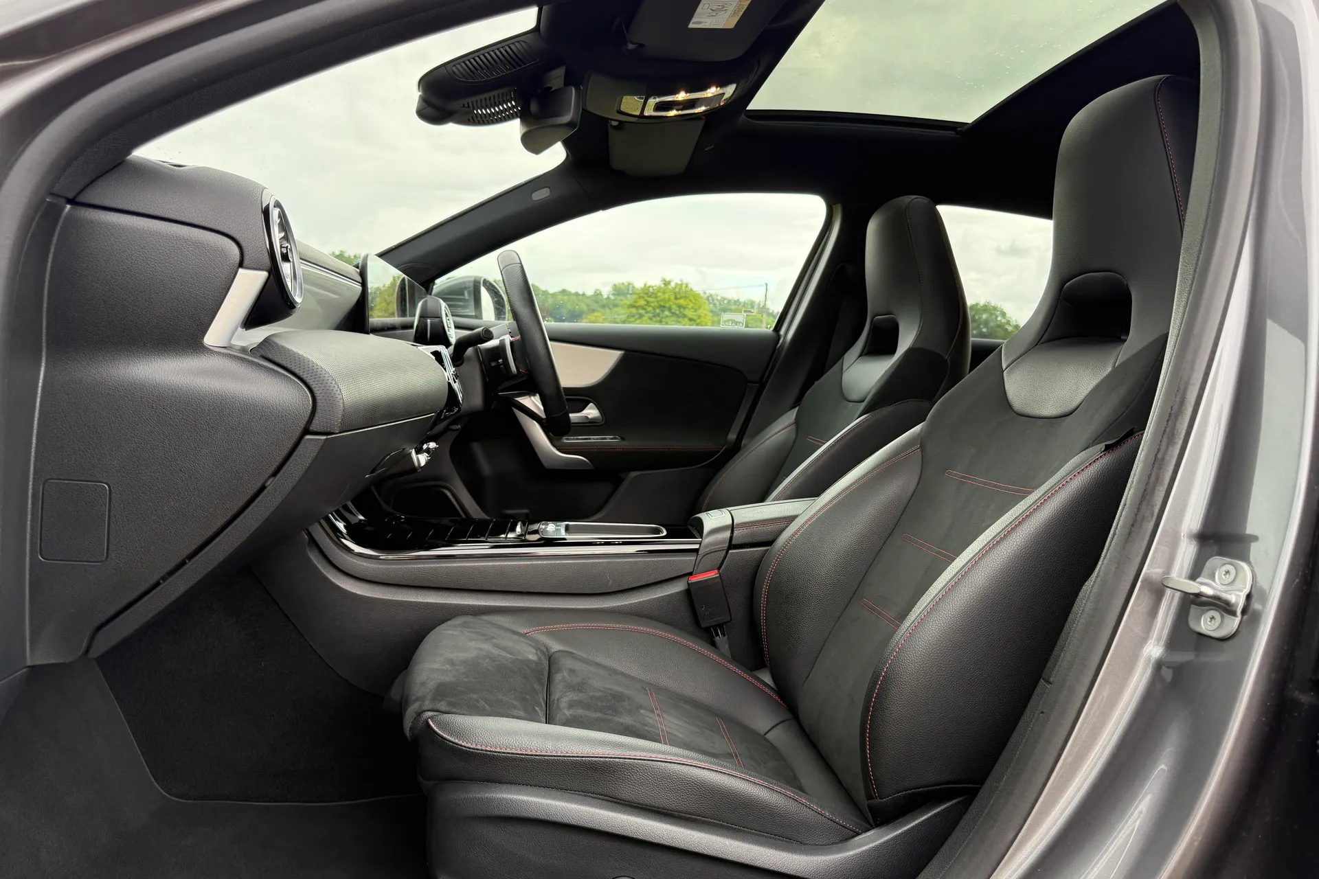 MERCEDES-BENZ A CLASS thumbnail image number 30