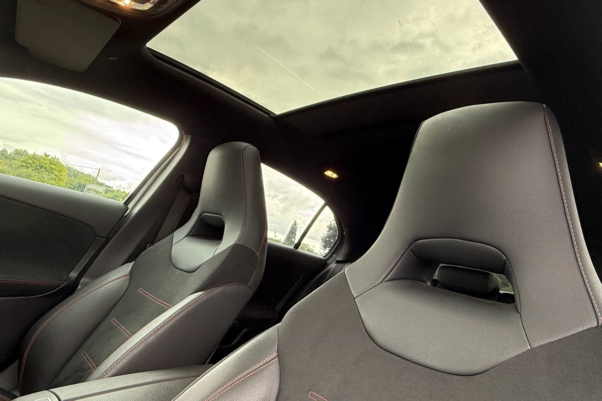 MERCEDES-BENZ A CLASS thumbnail image number 4