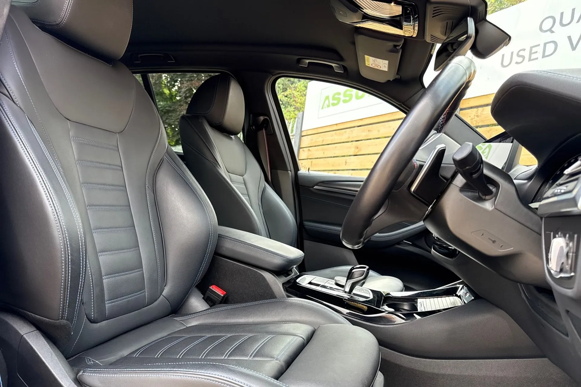 BMW X3 thumbnail image number 27