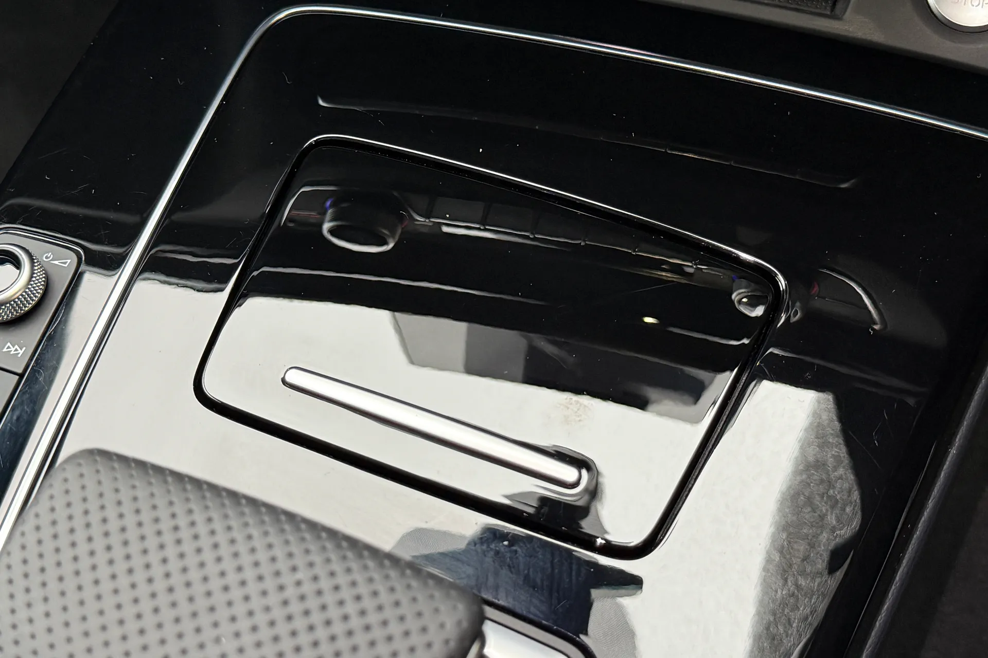 Audi Q5 thumbnail image number 36