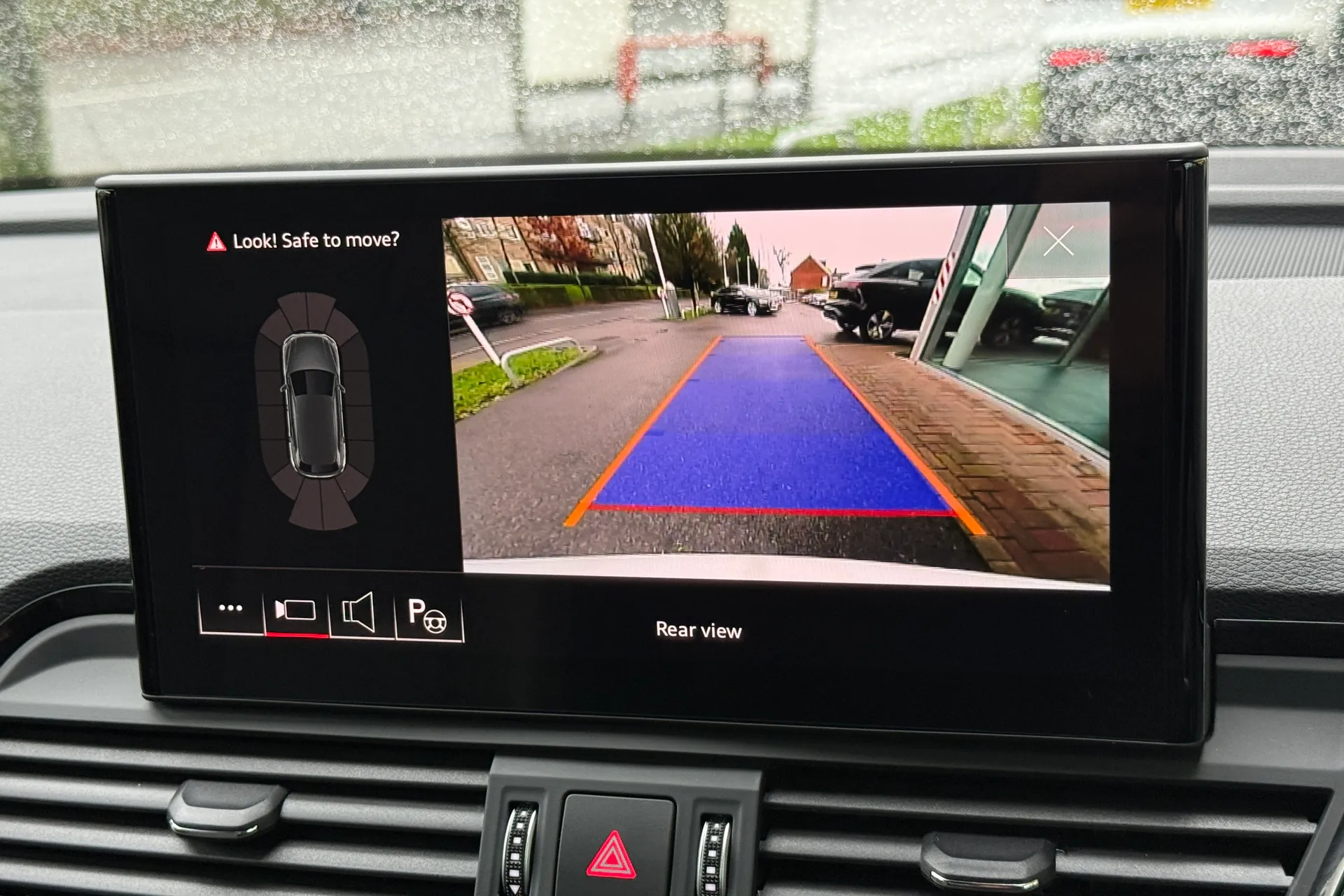 Audi Q5 thumbnail image number 5