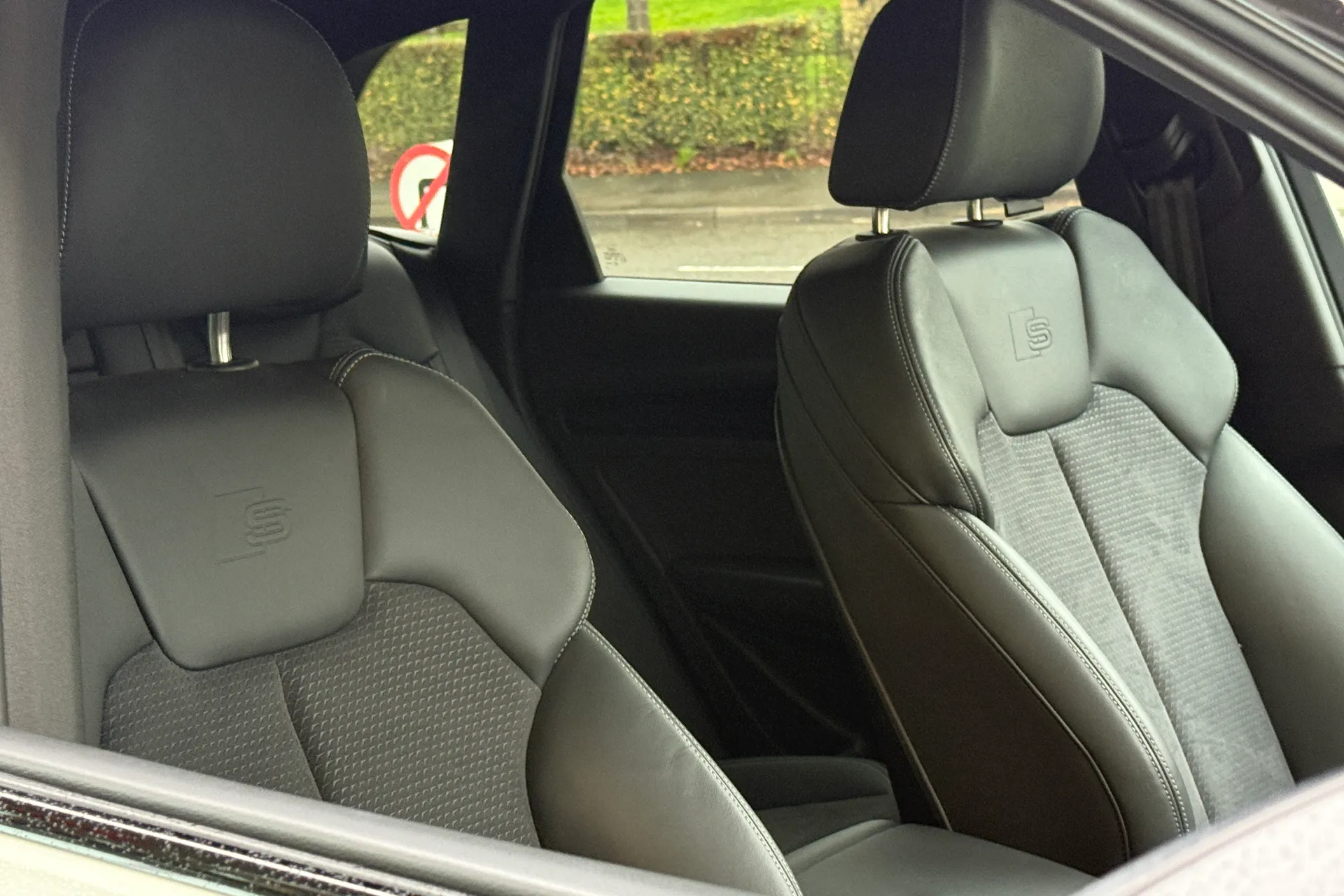 Audi Q5 thumbnail image number 40